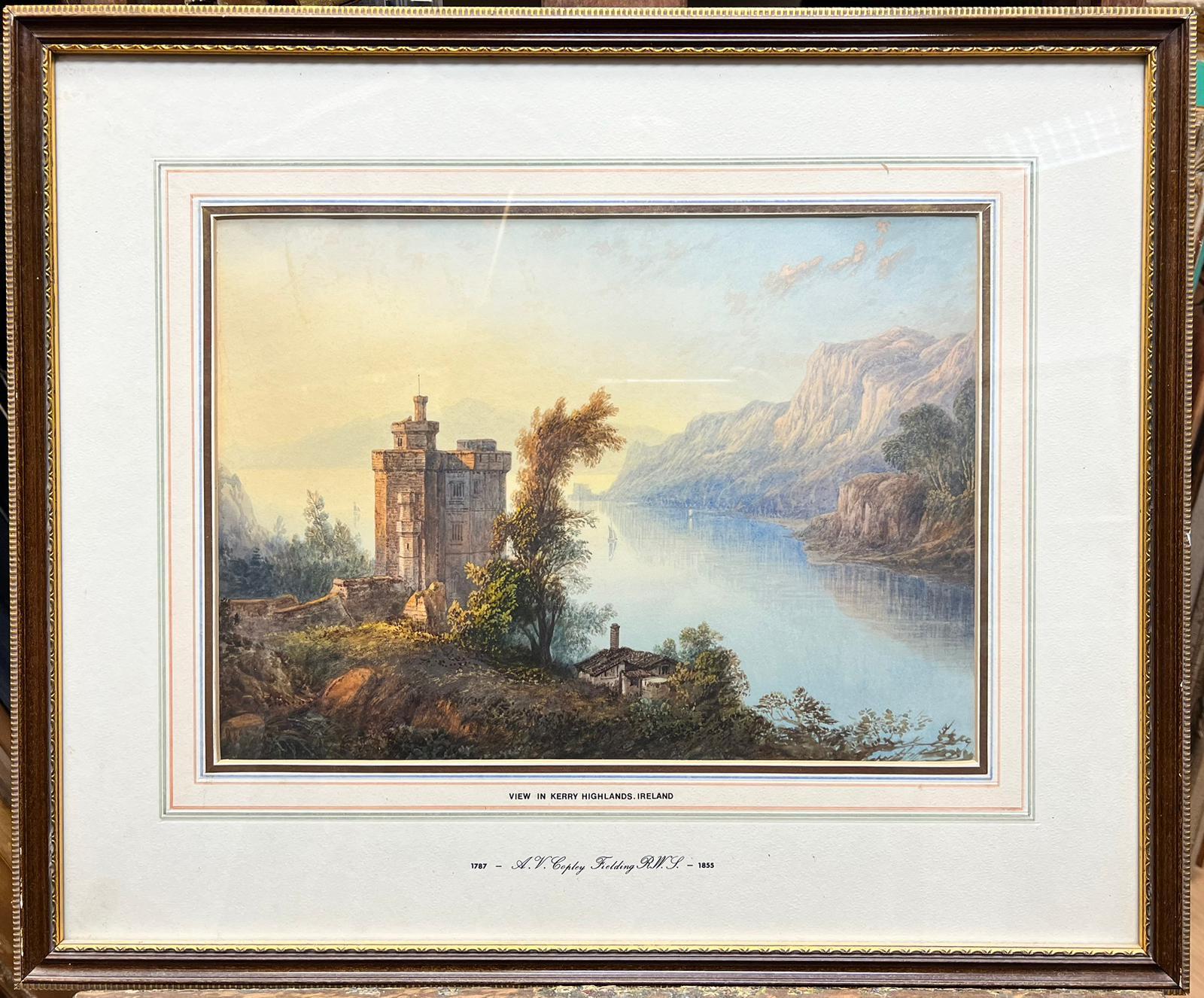 Antiguo Castillo Irlandés Lough Vista En Las Tierras Altas De Kerry Irlanda Paisaje - Painting de Anthony Vandyke Copley Fielding
