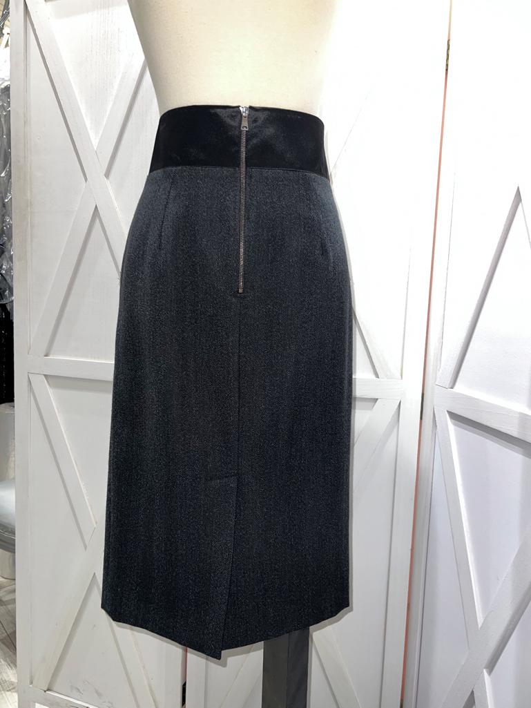 Anthracite grey wool chevron skirt suit DOLCE & GABBANA For Sale 3