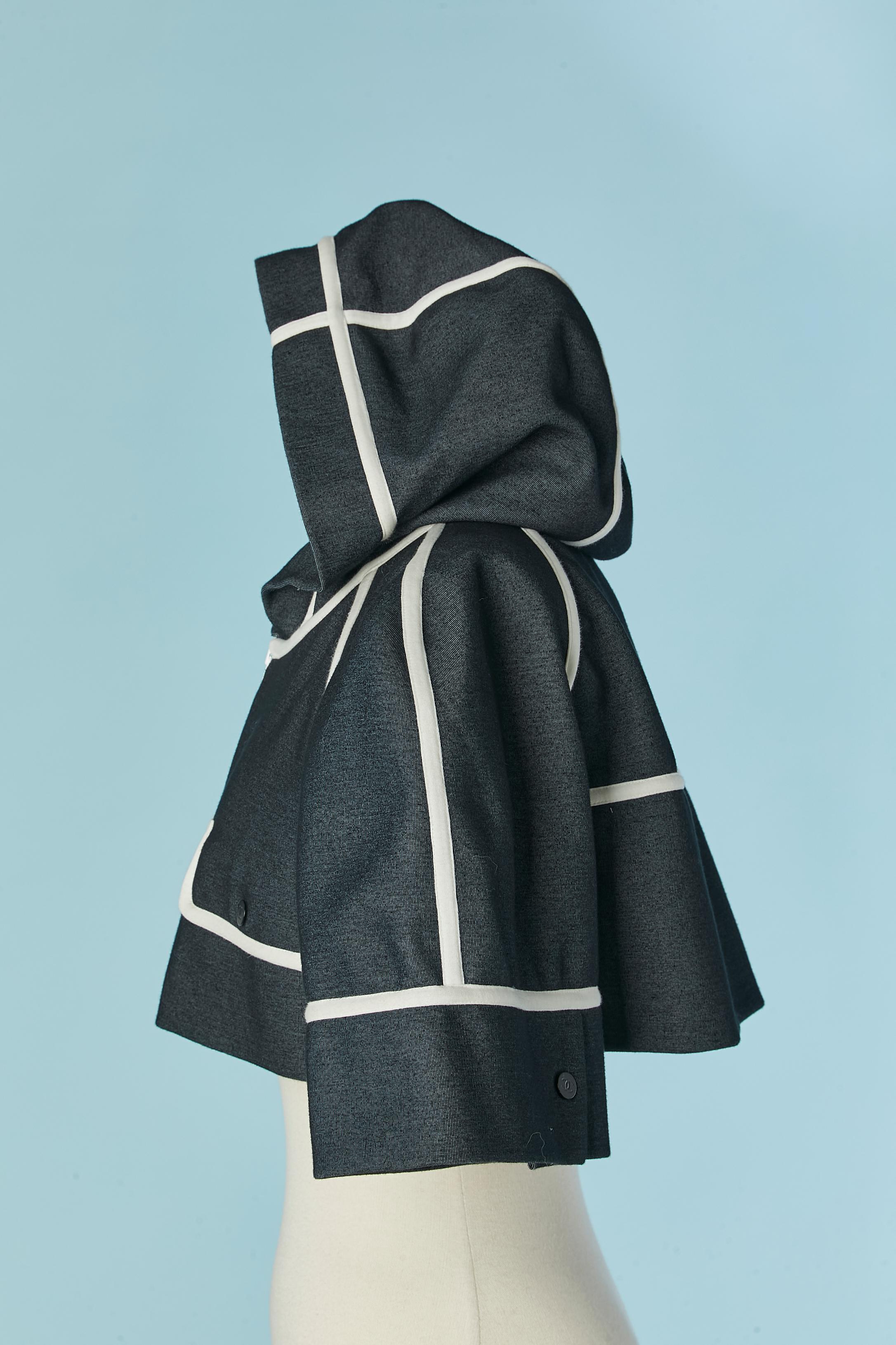 Anthracite technical jersey with hood, piping and white zip CHANEL In Excellent Condition For Sale In Saint-Ouen-Sur-Seine, FR