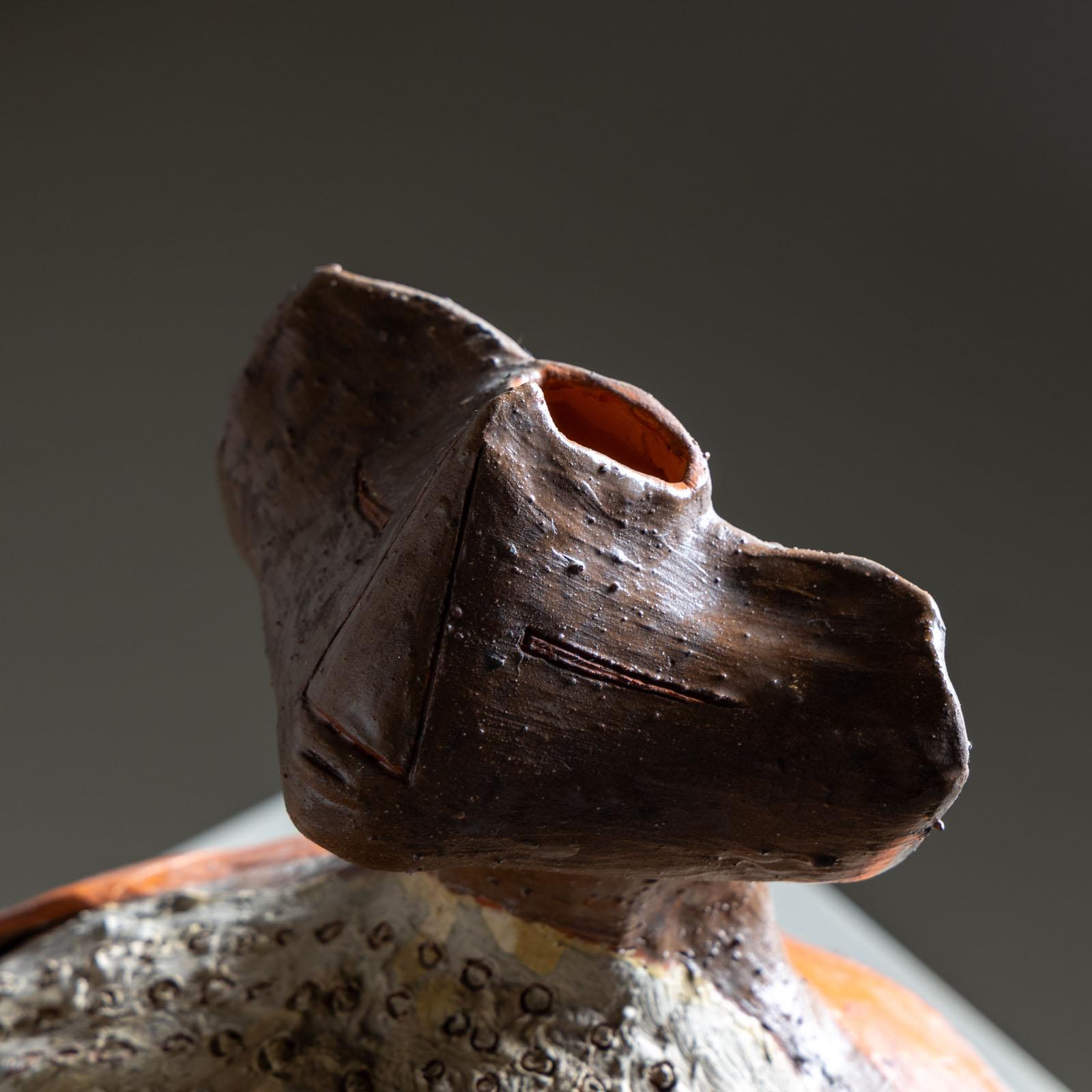 Scultura antropomorfa in terracotta, Italia, datata 1987 in vendita 3