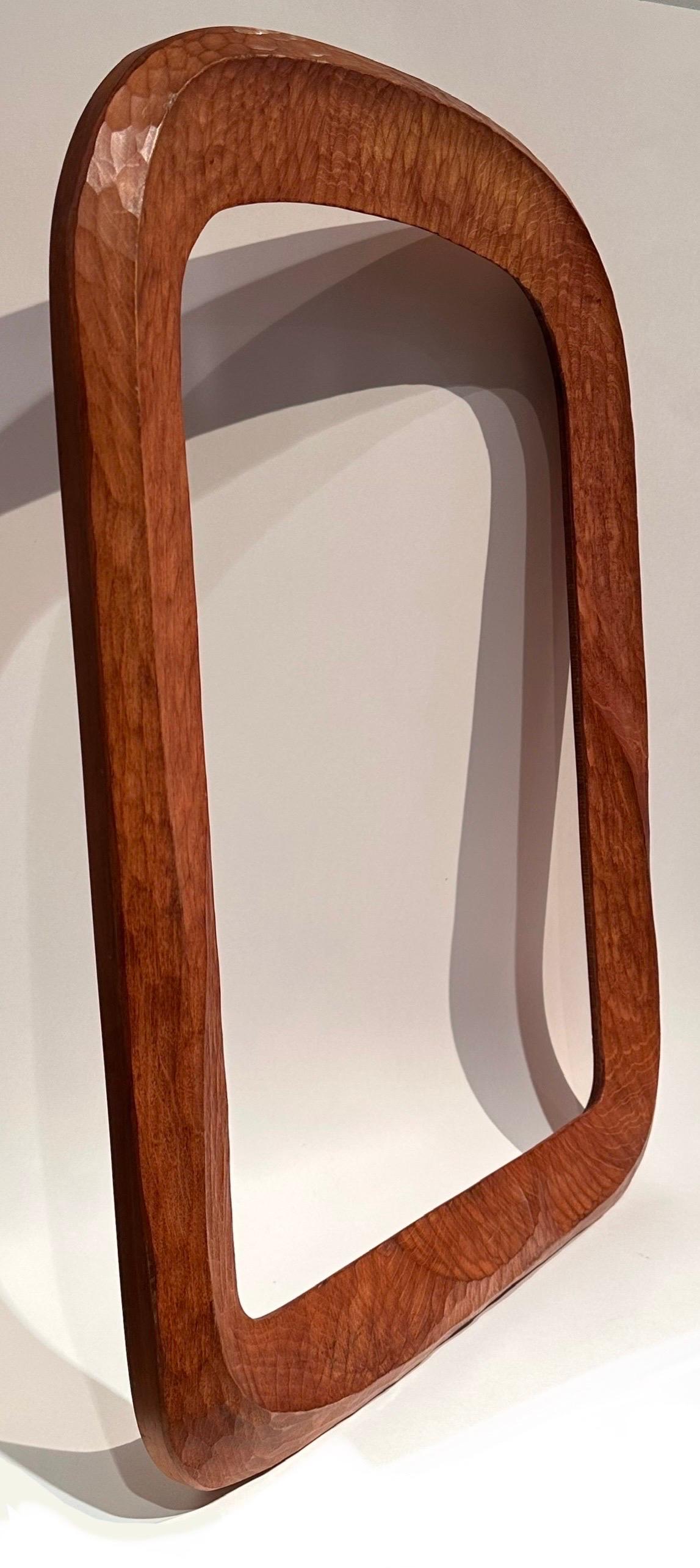 Anthroposophical frame, carved natural wood.

Rudolf Steiner school,
Dornach design,
Switzerland.
1970s.

Sight at the widest: 43 x 30,5 cm.
Overall: 54,5 x 41,5 cm.