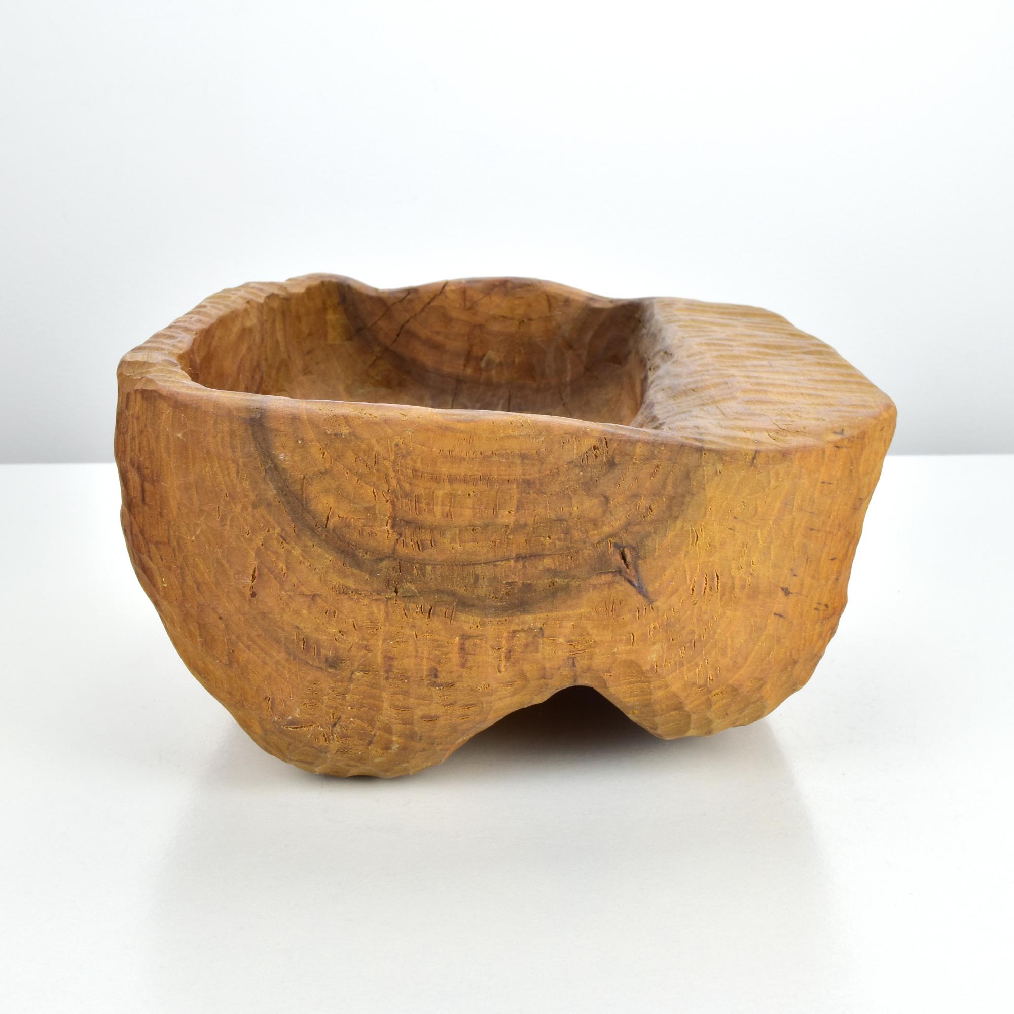 Anthroposophische Rudolf Steiner Schule Schale Catch All Chip geschnitzt Holz Wabi Sabi (Mitte des 20. Jahrhunderts) im Angebot