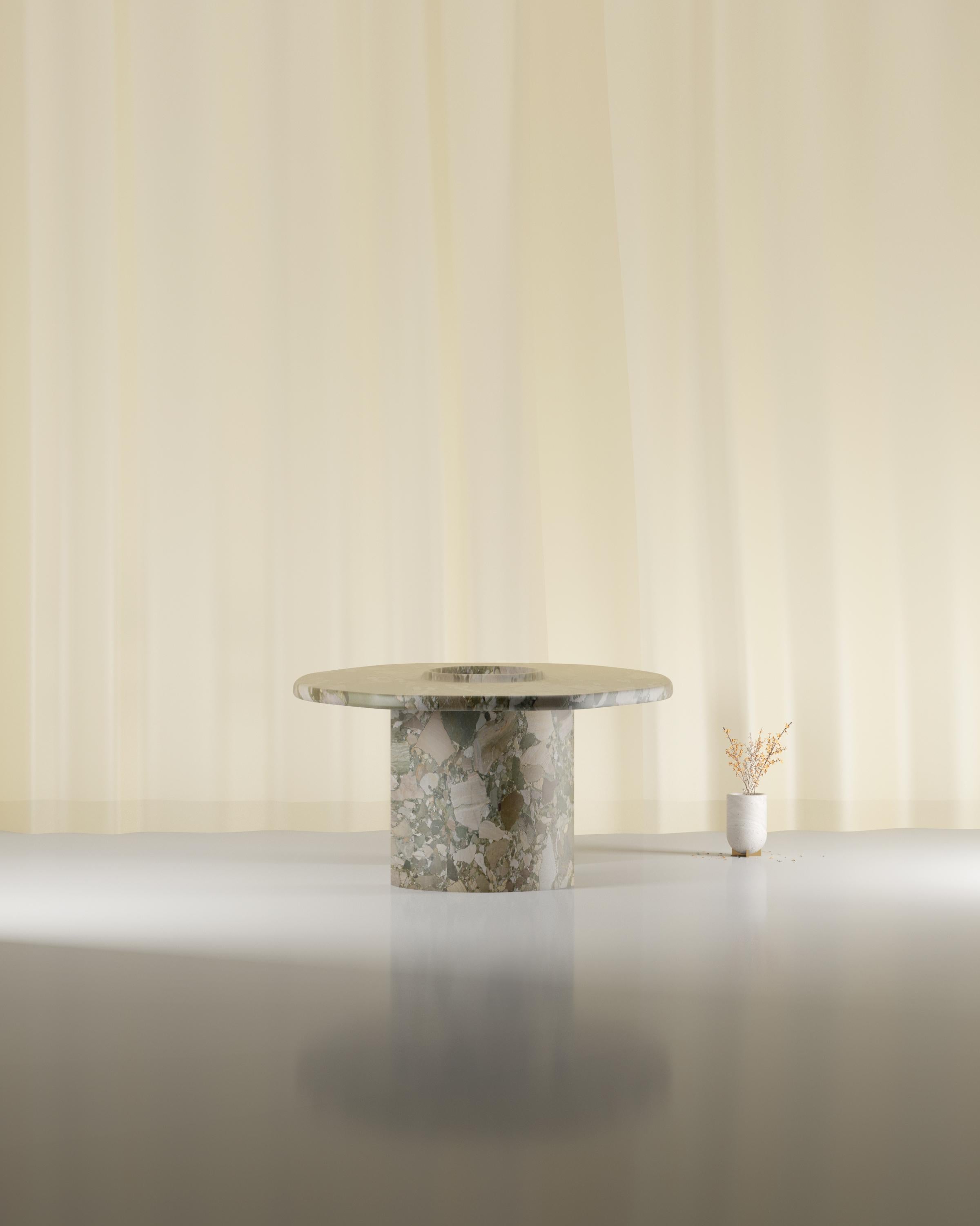 Mesa de comedor Anti by Serafini Moderno en venta