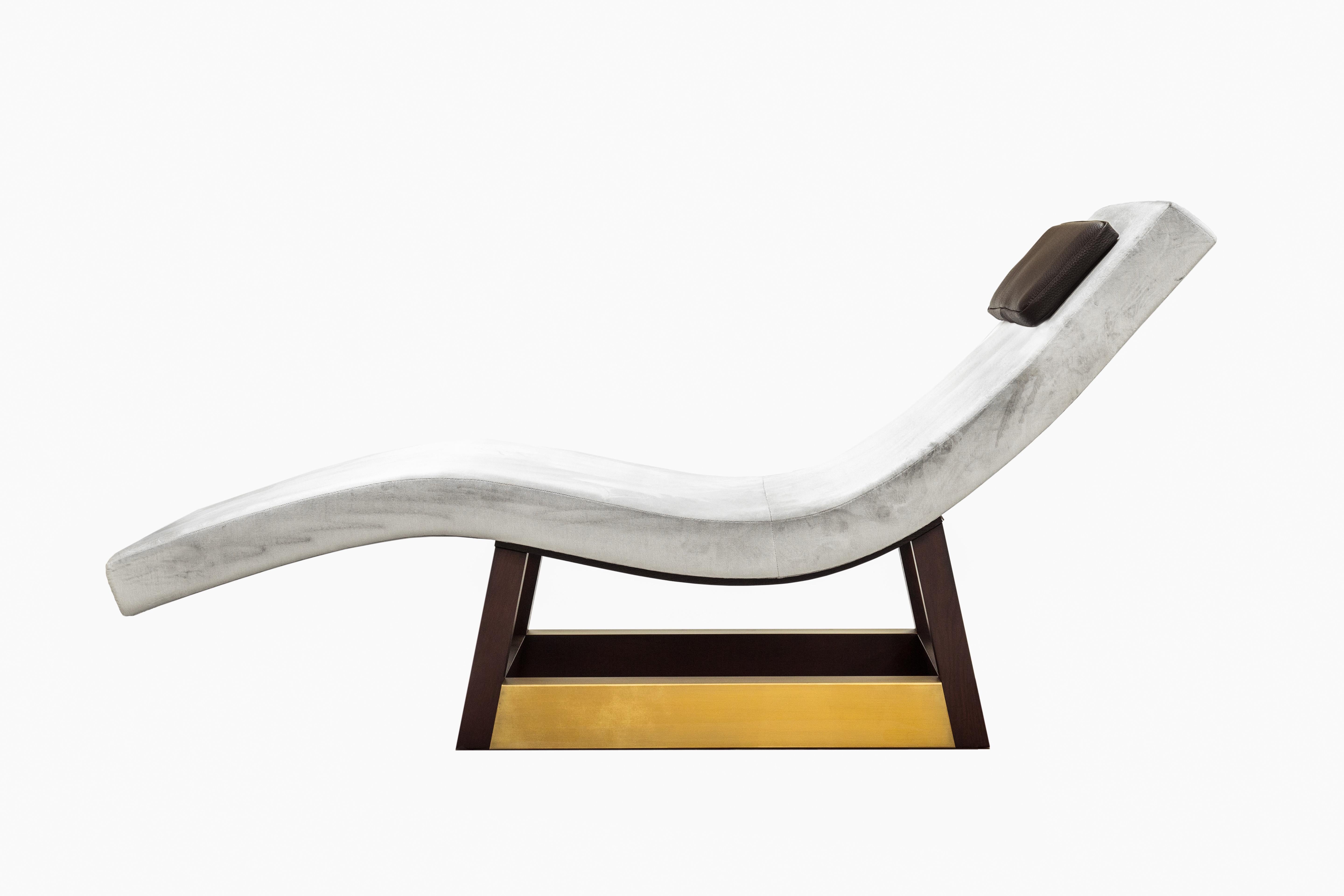 Inspired by the relaxed elegance of the South of France, the Antibes Chaise is the ultimate in refined yet inviting luxury. Beautifully upholstered and complete with a leather head rest, this statement piece is complete with anthropometrics to fully