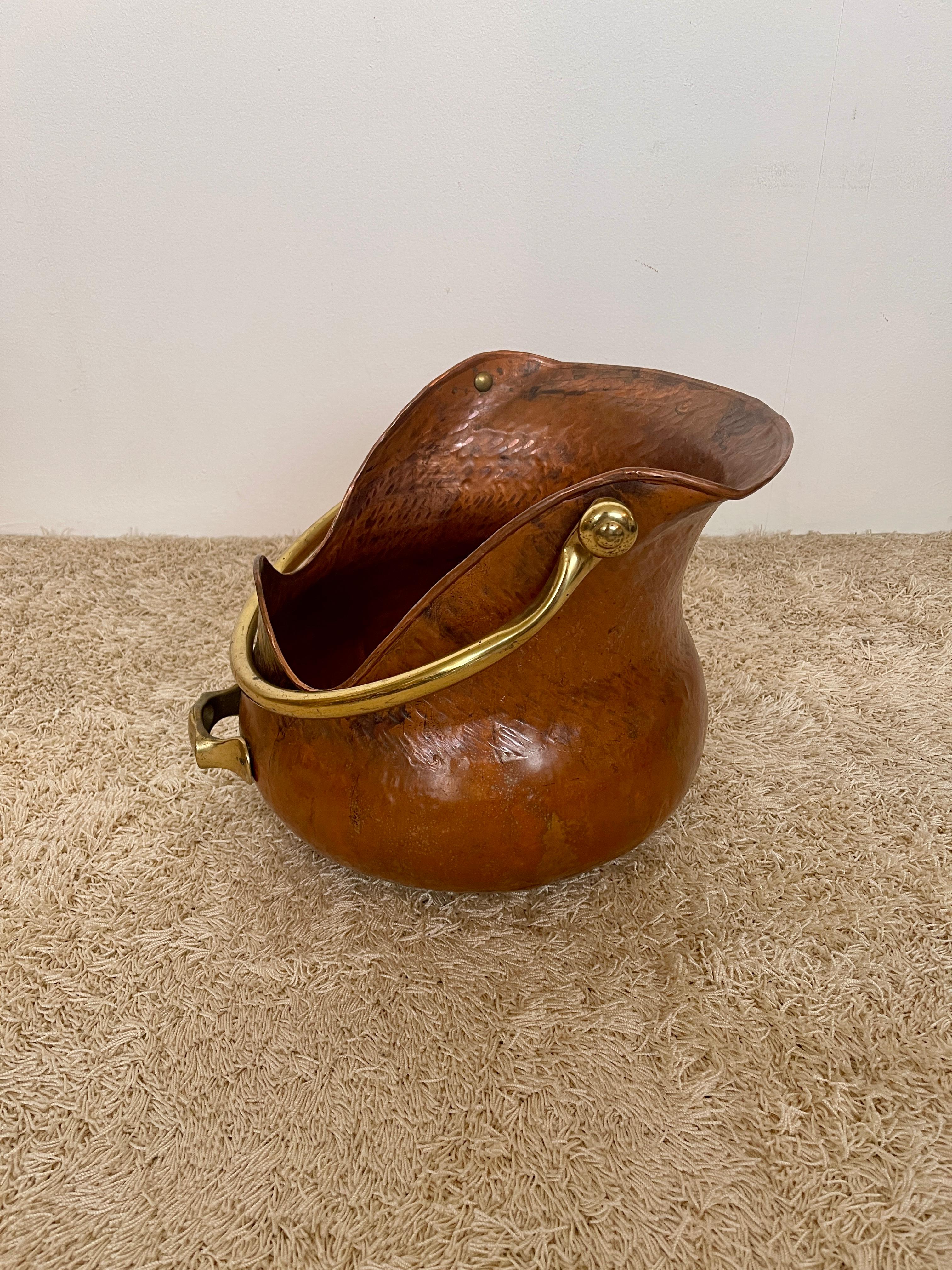 Antique 19th century Italian copper and brass basket In Good Condition For Sale In Cantù, IT