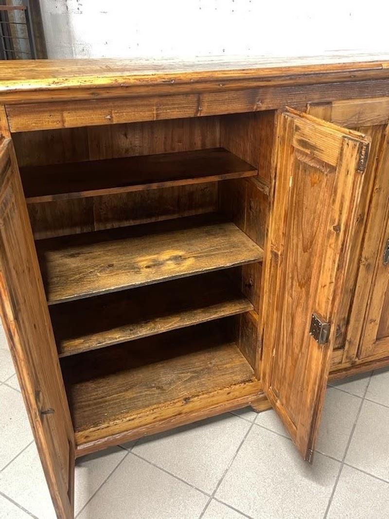 Antique rustic sideboard from the first half of the 1900s For Sale 3