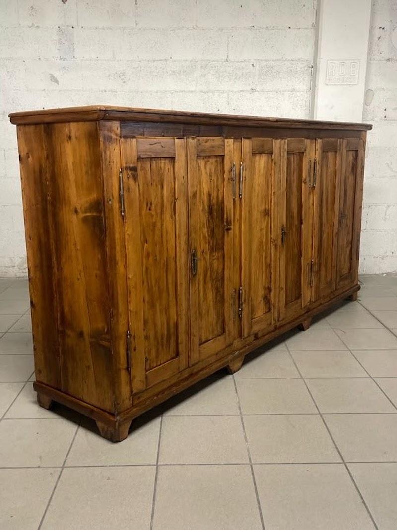 Antique rustic sideboard from the first half of the 1900s For Sale 1