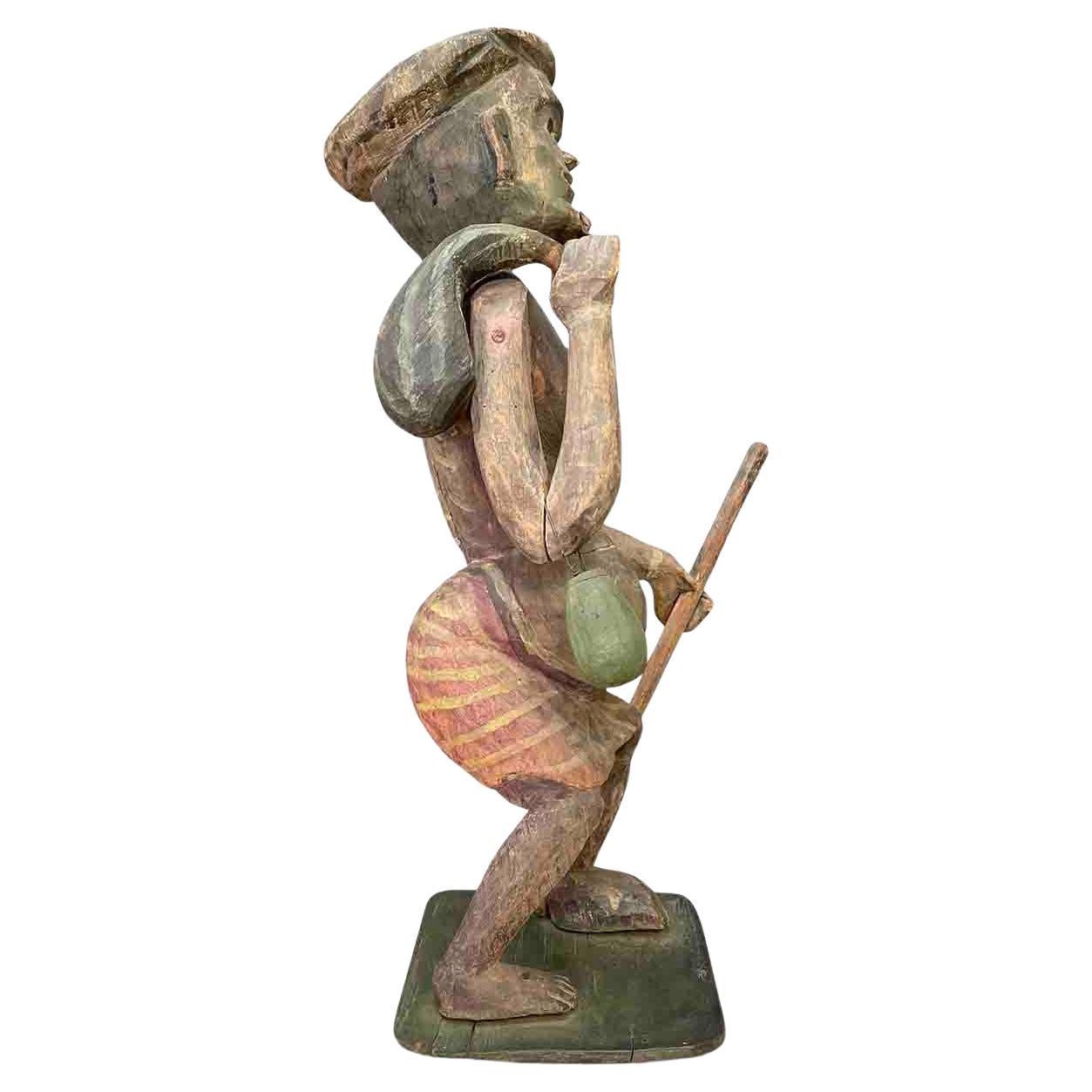 Antigua figura de chamán asiático de Myanmar de finales del siglo XIX en madera policromada en venta