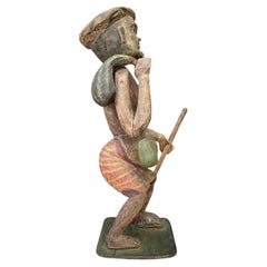 Antigua figura de chamán asiático de Myanmar de finales del siglo XIX en madera policromada