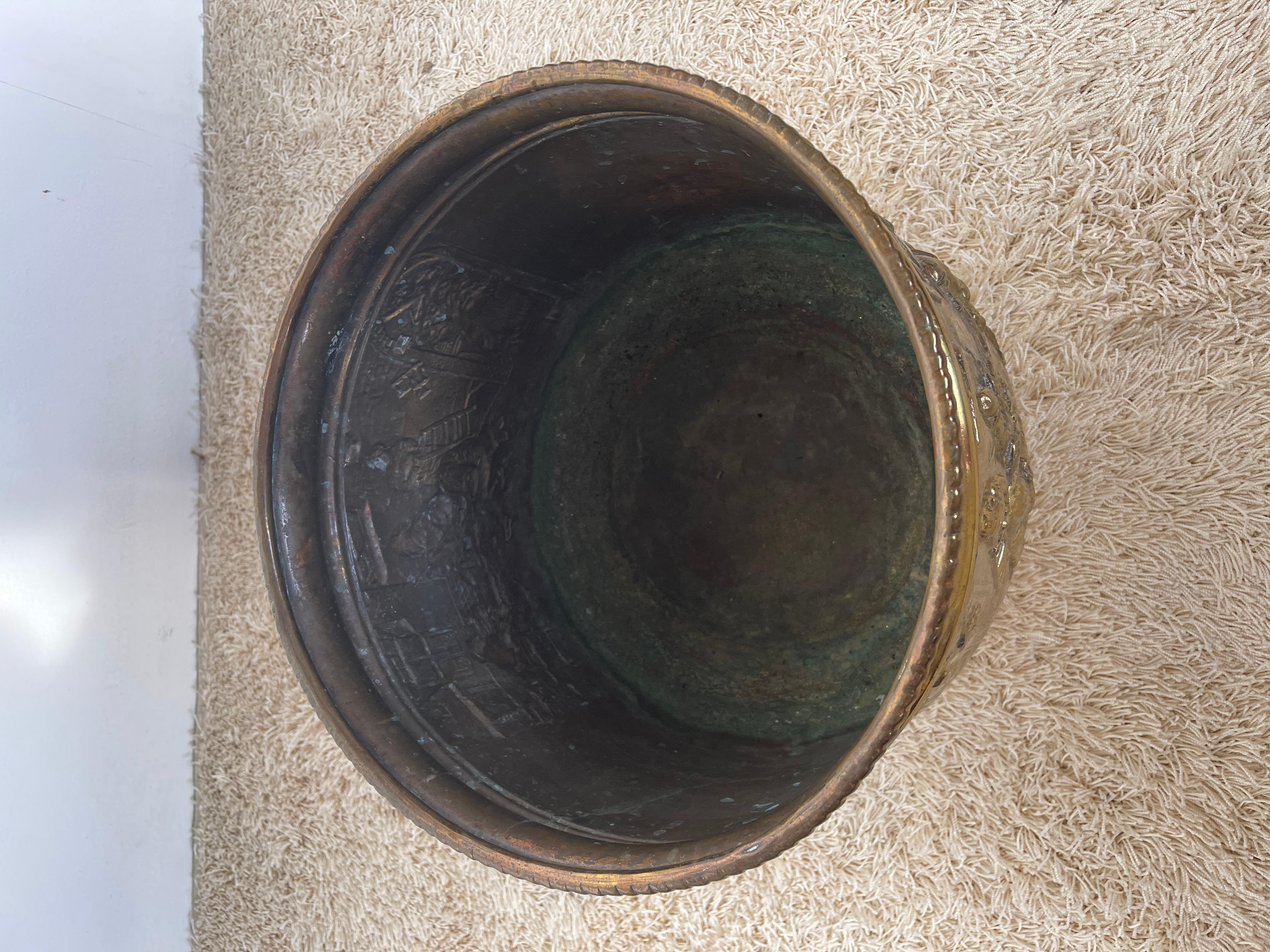 Napoleon III Antique 19th century Italian brass planter For Sale