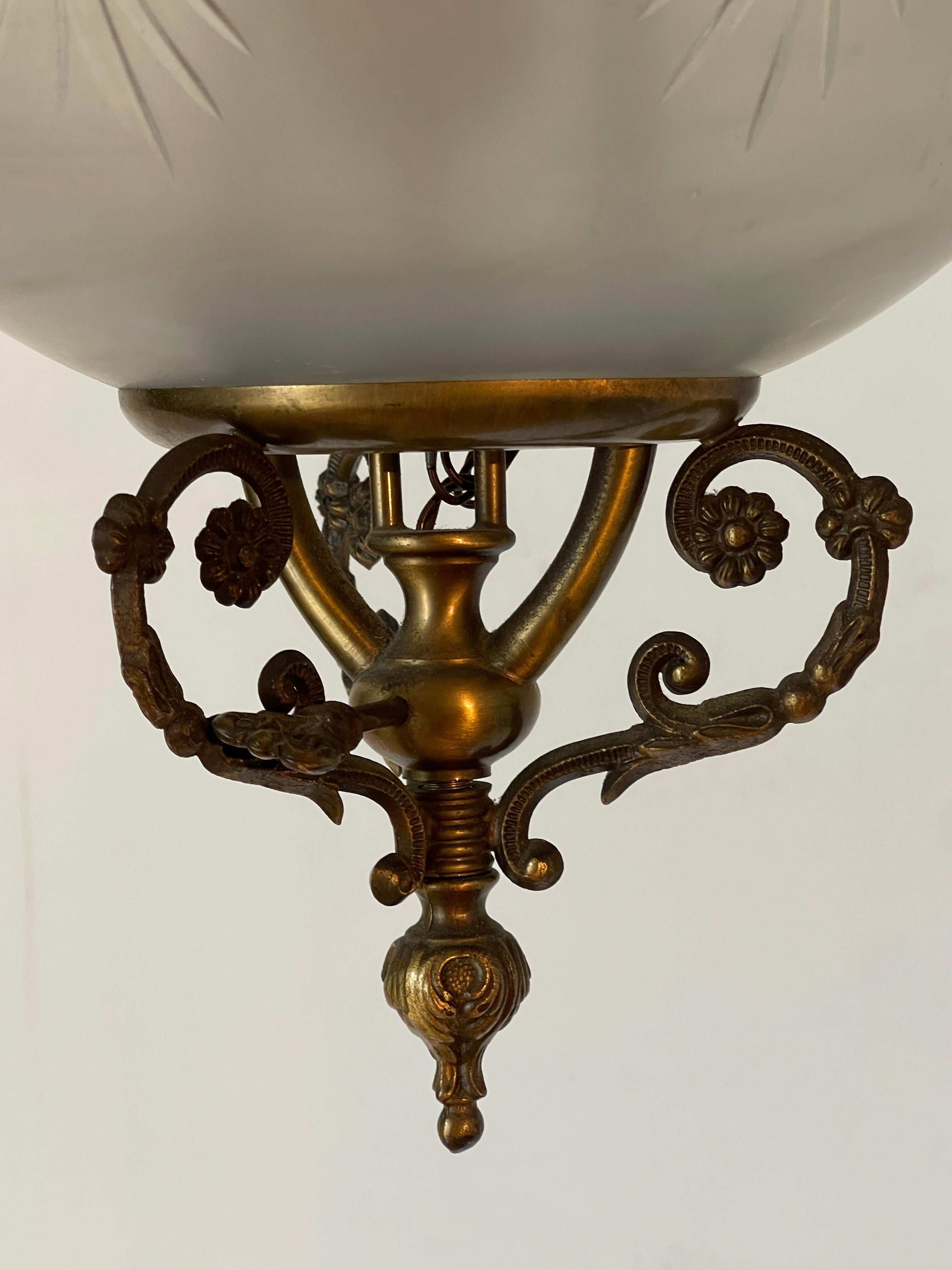 Antica lampada a sospensione in stile vittoriano del XX secolo Hecho a mano en venta