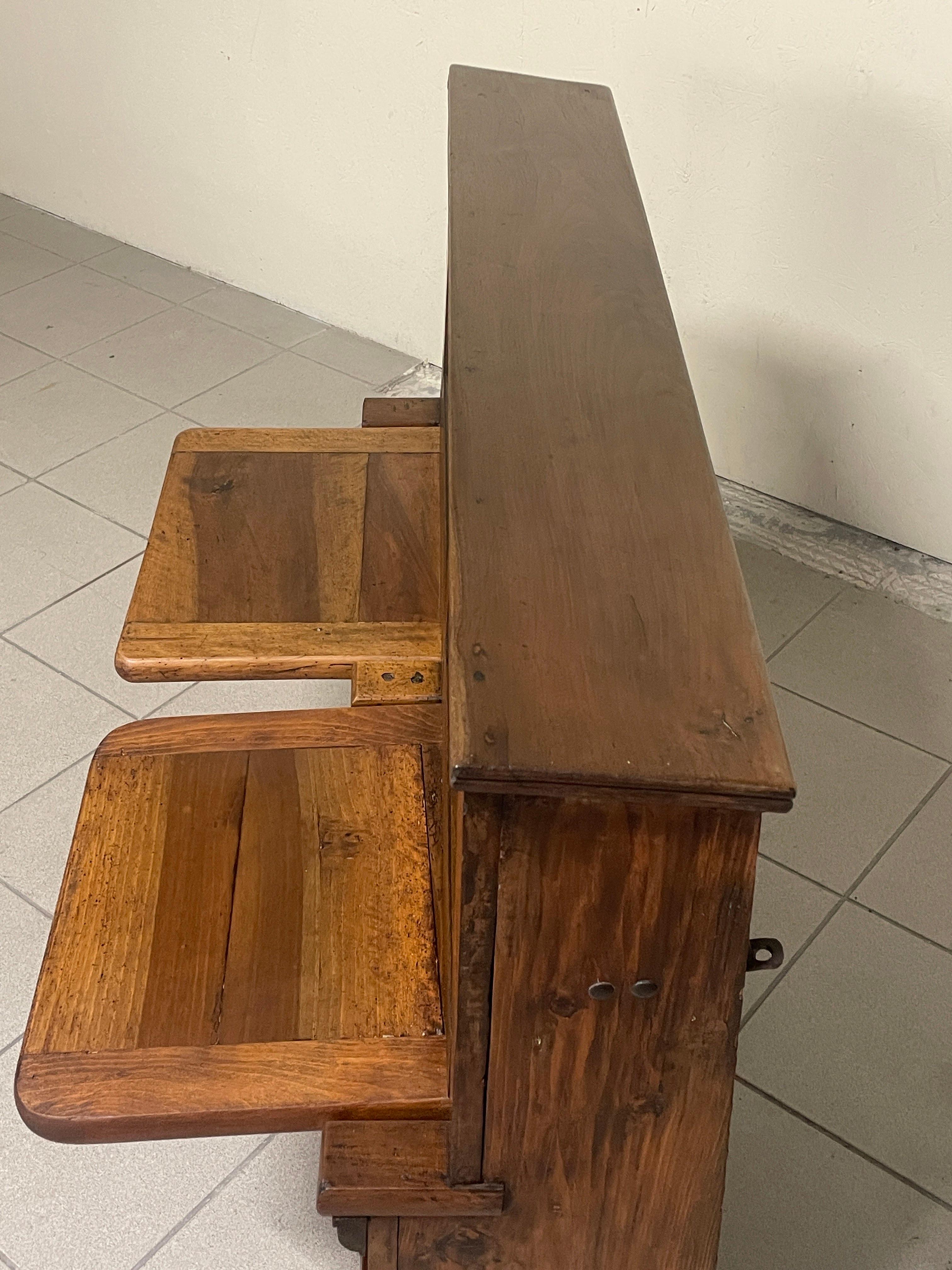 Antica panca dell'800 in legno di noce, Italia in vendita 3