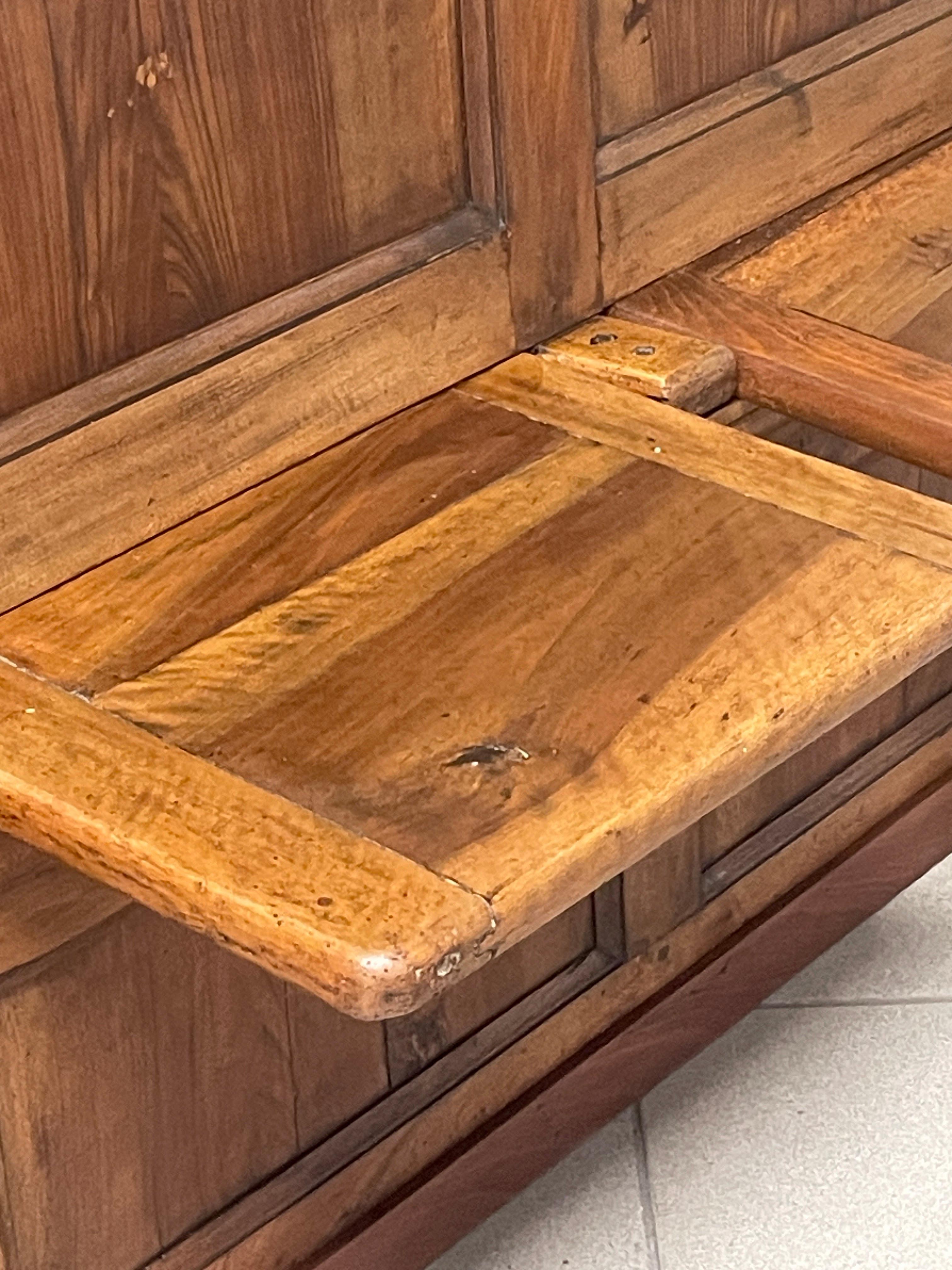 Antica panca dell'800 in legno di noce, Italia in vendita 5
