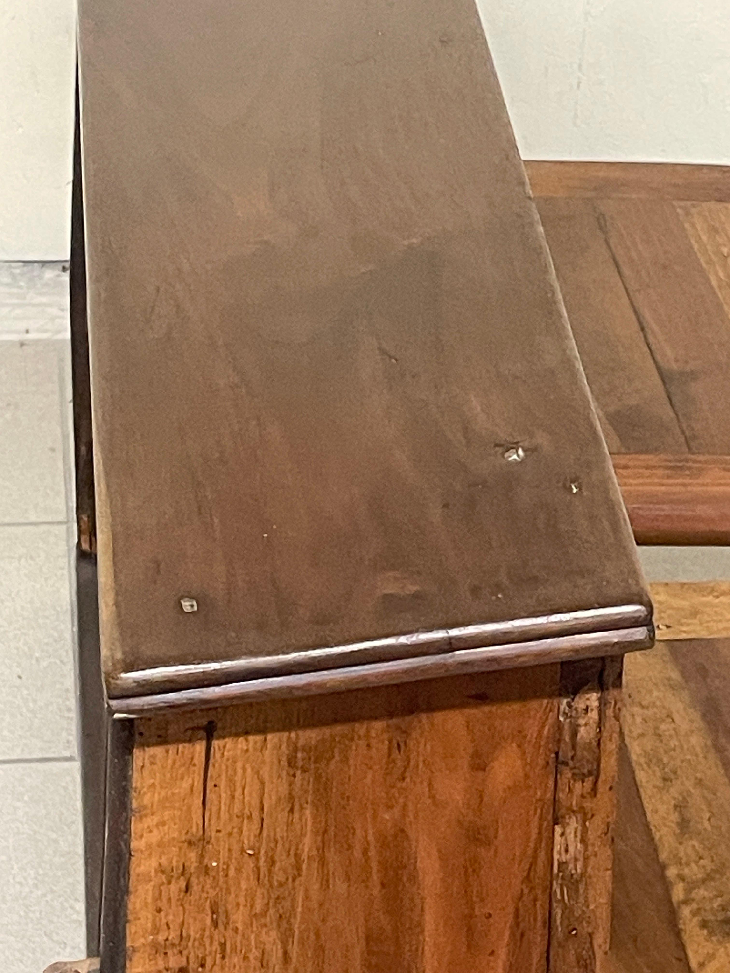 Antica panca dell'800 in legno di noce, Italia in vendita 11