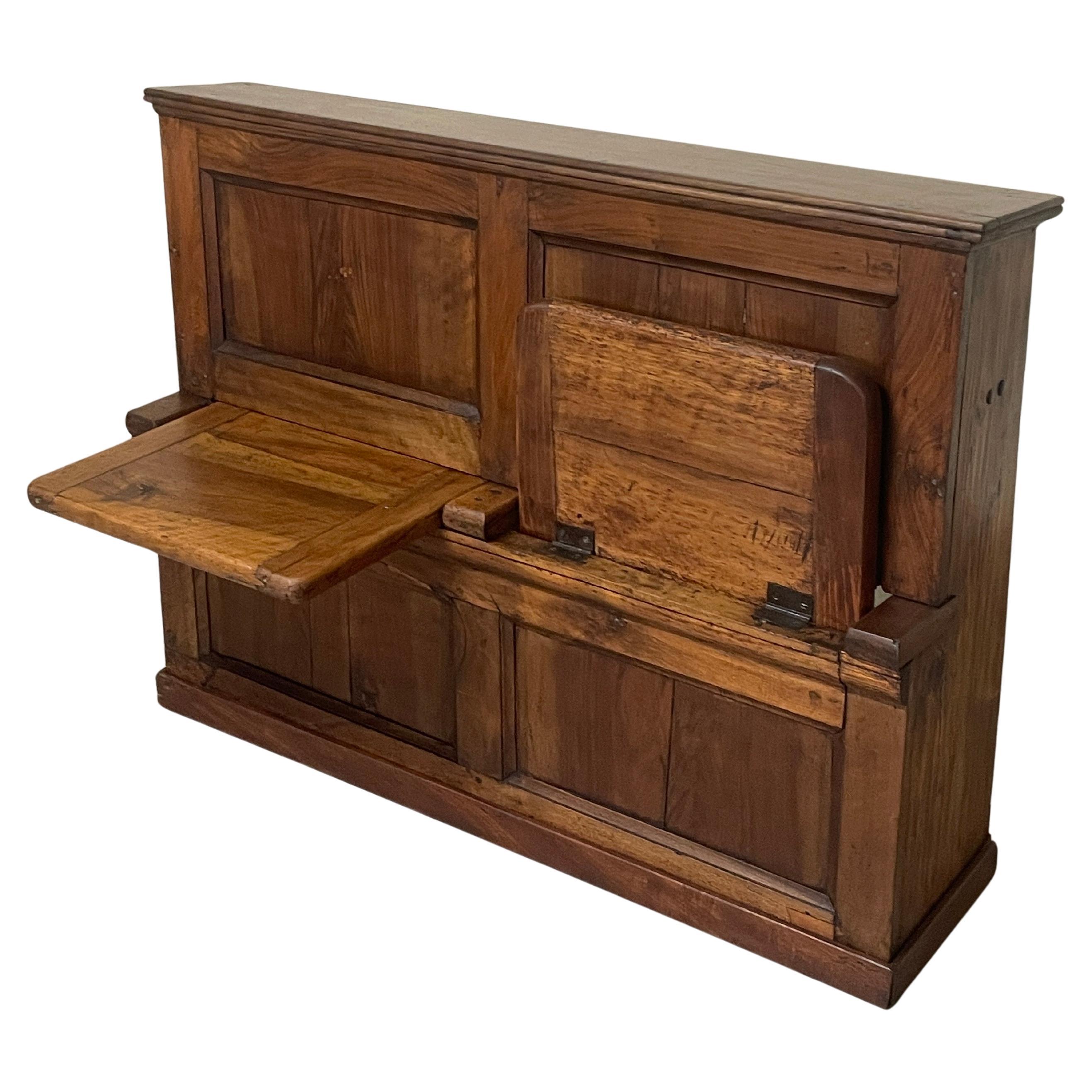 Antica panca dell
800 in legno di noce, Italia