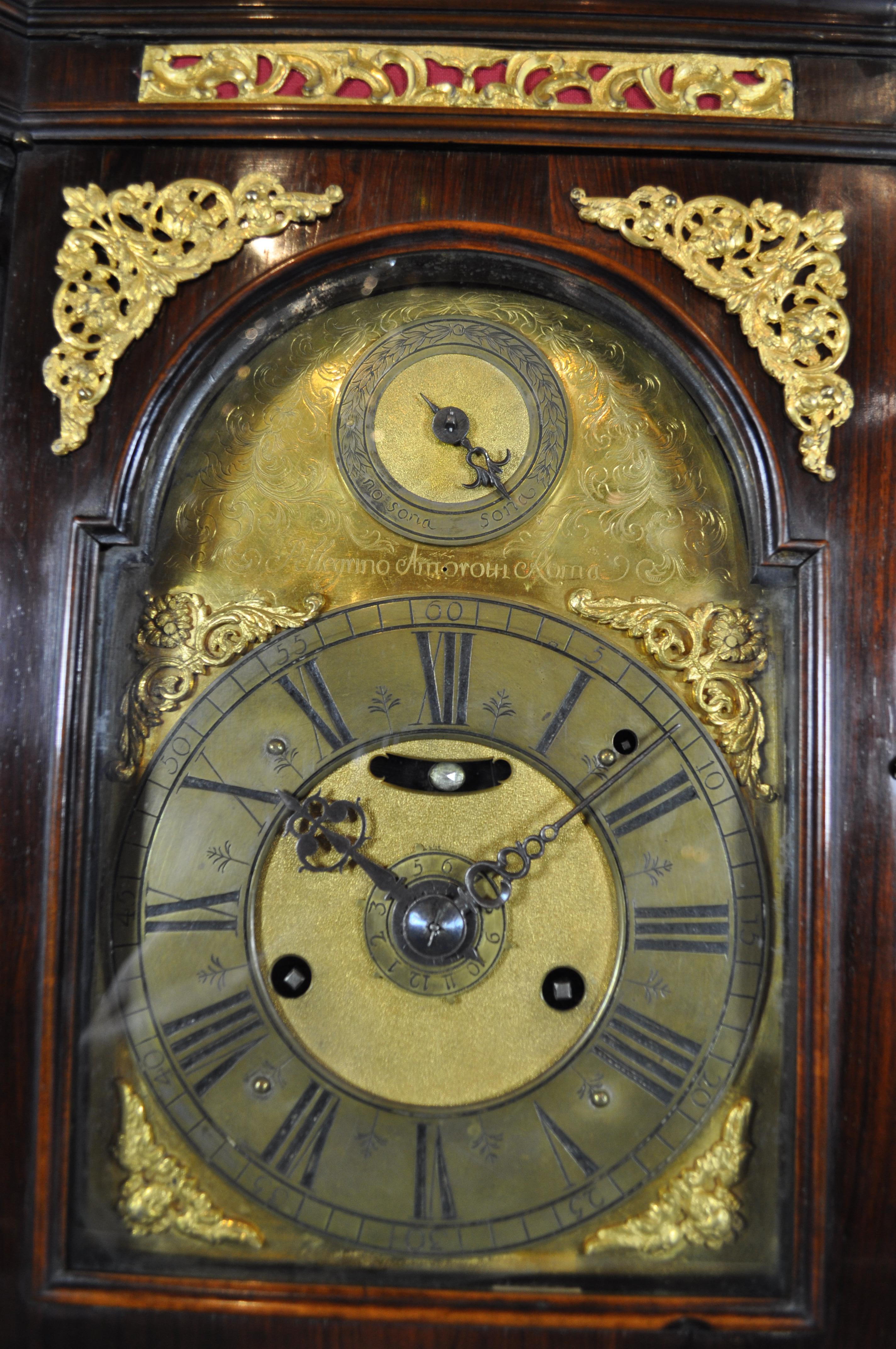 Antiguo reloj italiano de nogal, Pellegrino Amorotti, mediados del siglo XVIII 18th Century en venta