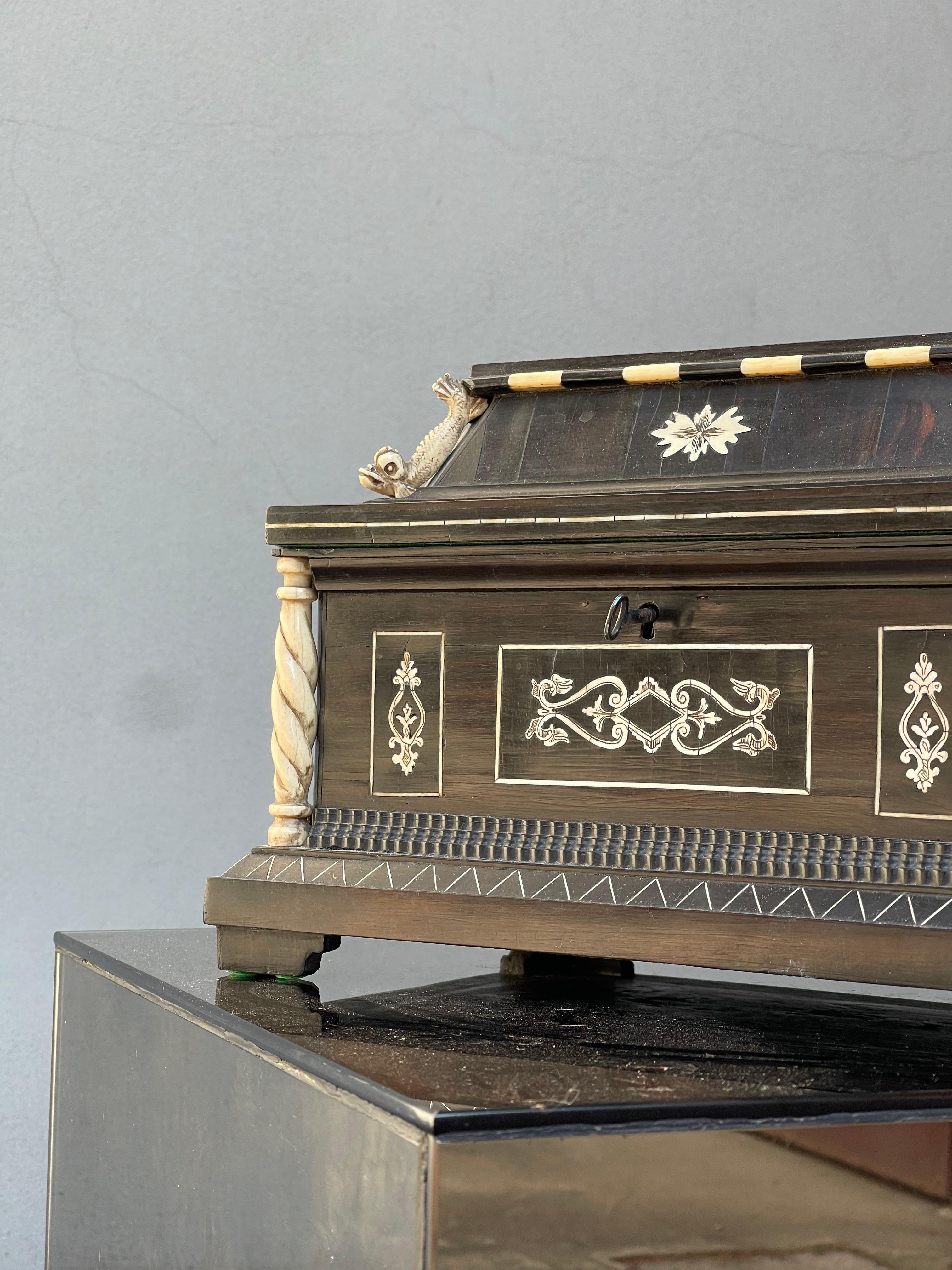 Mid-19th Century antica scatola in legno di ebano e osso - antichita - prima meta 19 secolo For Sale