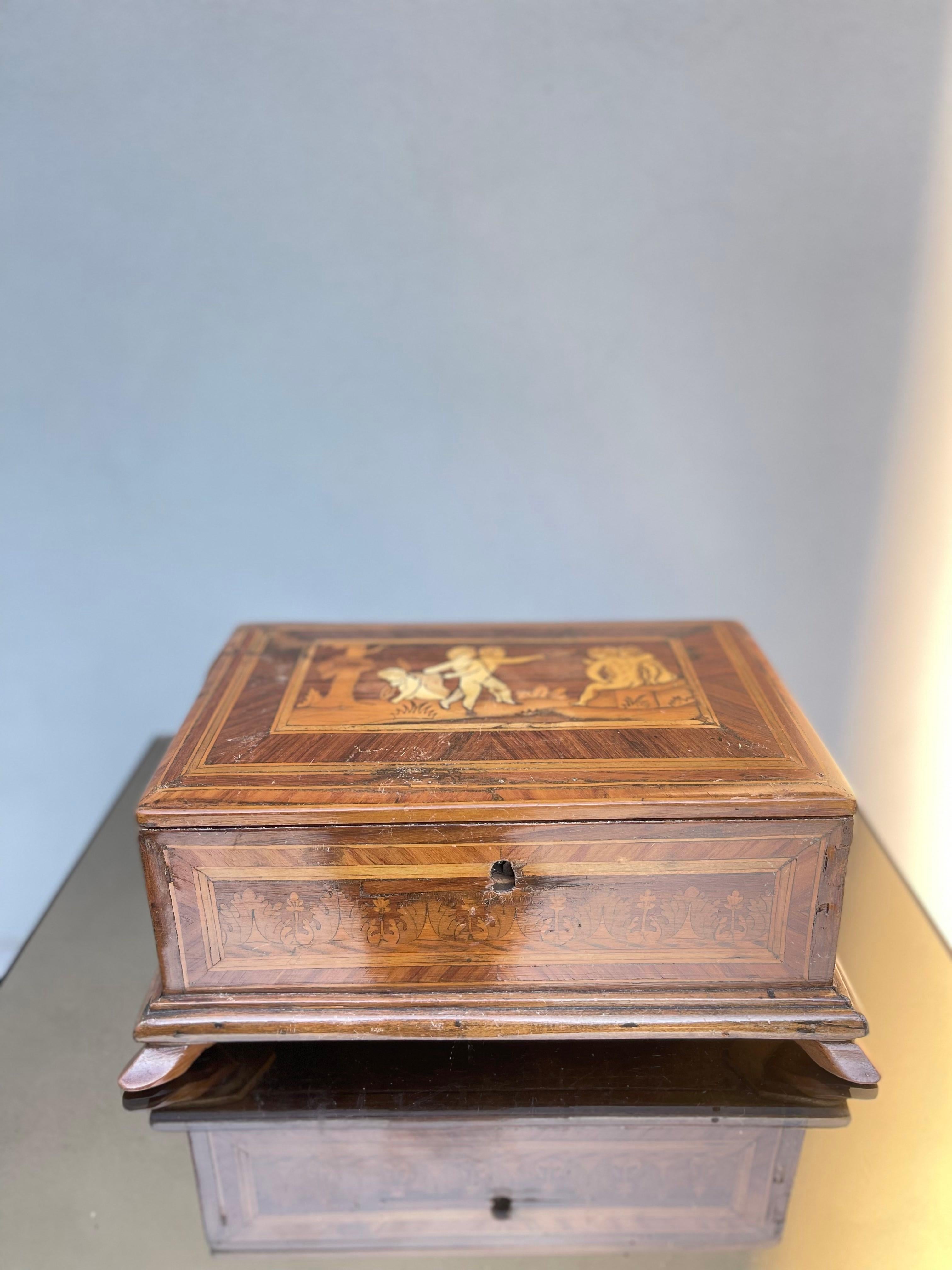 antica scatola intarsiata luigi XVI - scatola neoclassica - box - antiques For Sale 1