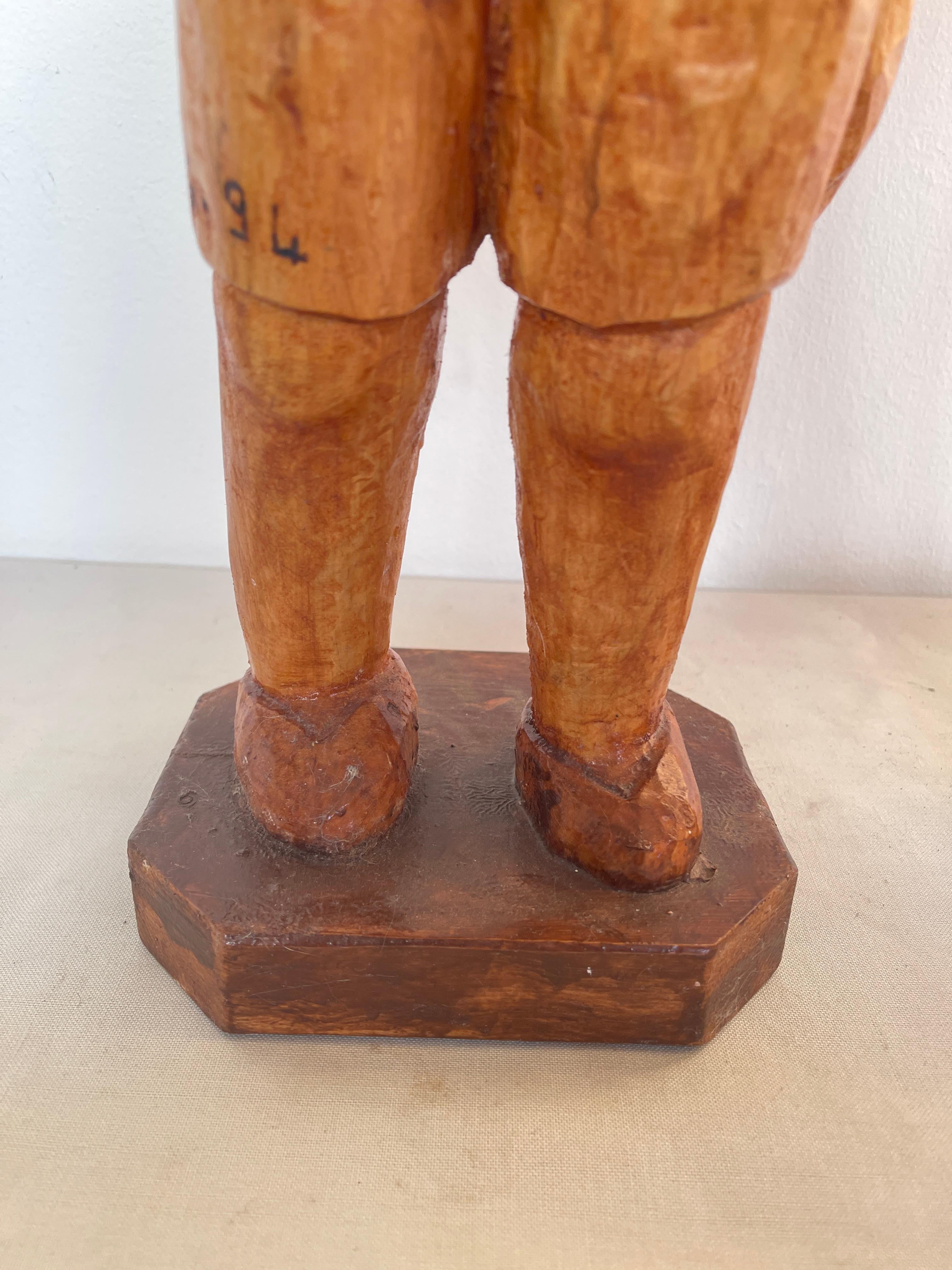 Escultura antigua de pareja africana tallada a mano años 40 en Bueno estado para la venta en Cantù, IT