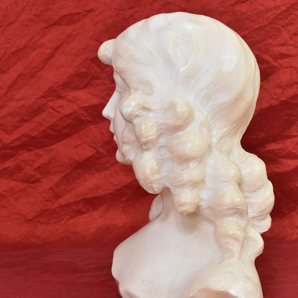 Antique Female Marble Sculpture, Bust Of Young Woman With Curls Late 19th. For Sale 1