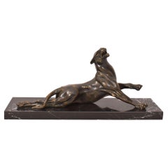 Antike Bronzeskulptur, Verwundete Löwin, Ende 19. Jahrhundert, Charles Valton.