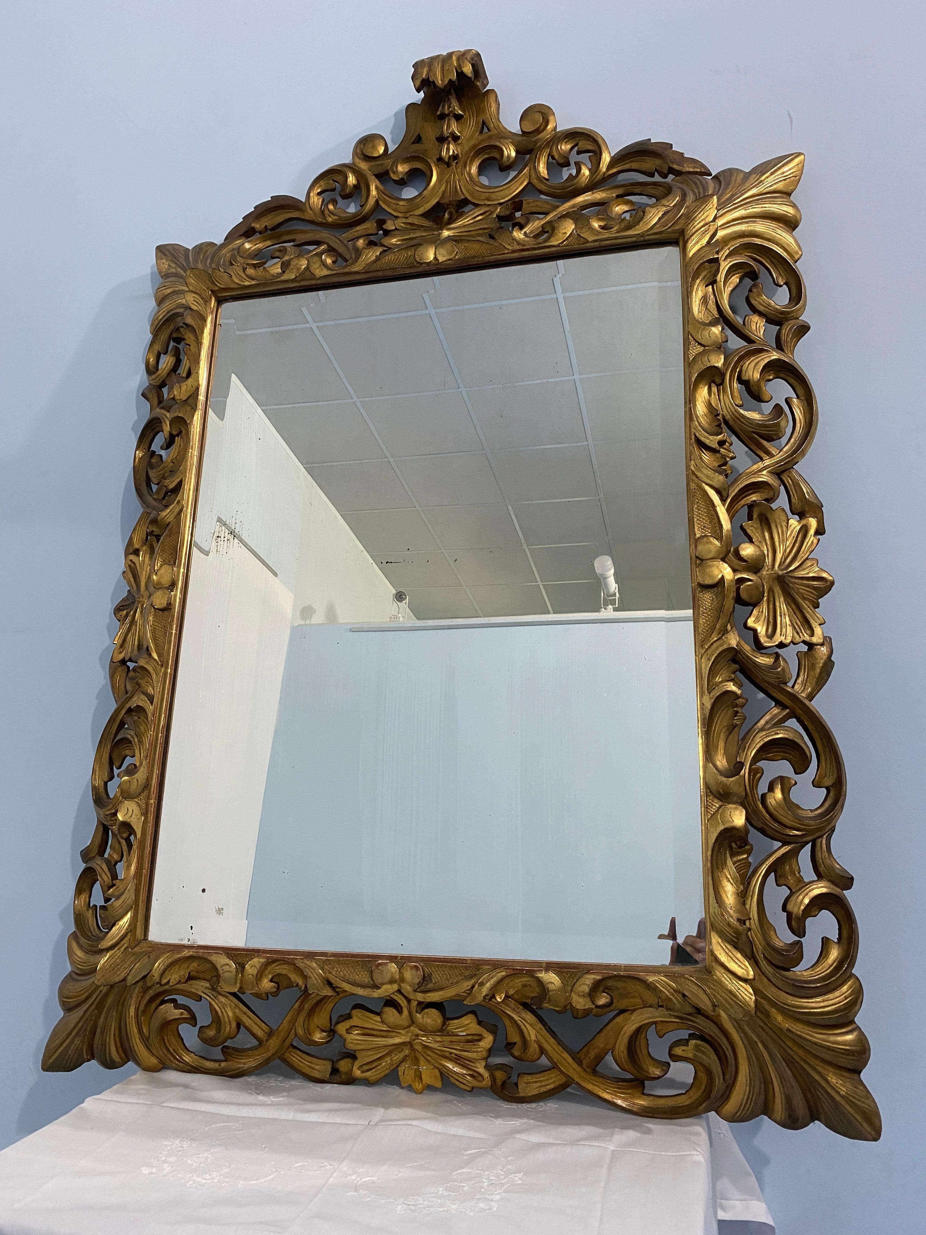 Antica specchiera francese dorata a foglia d'oro epoca Luigi Filippo, 1850 en vente 5
