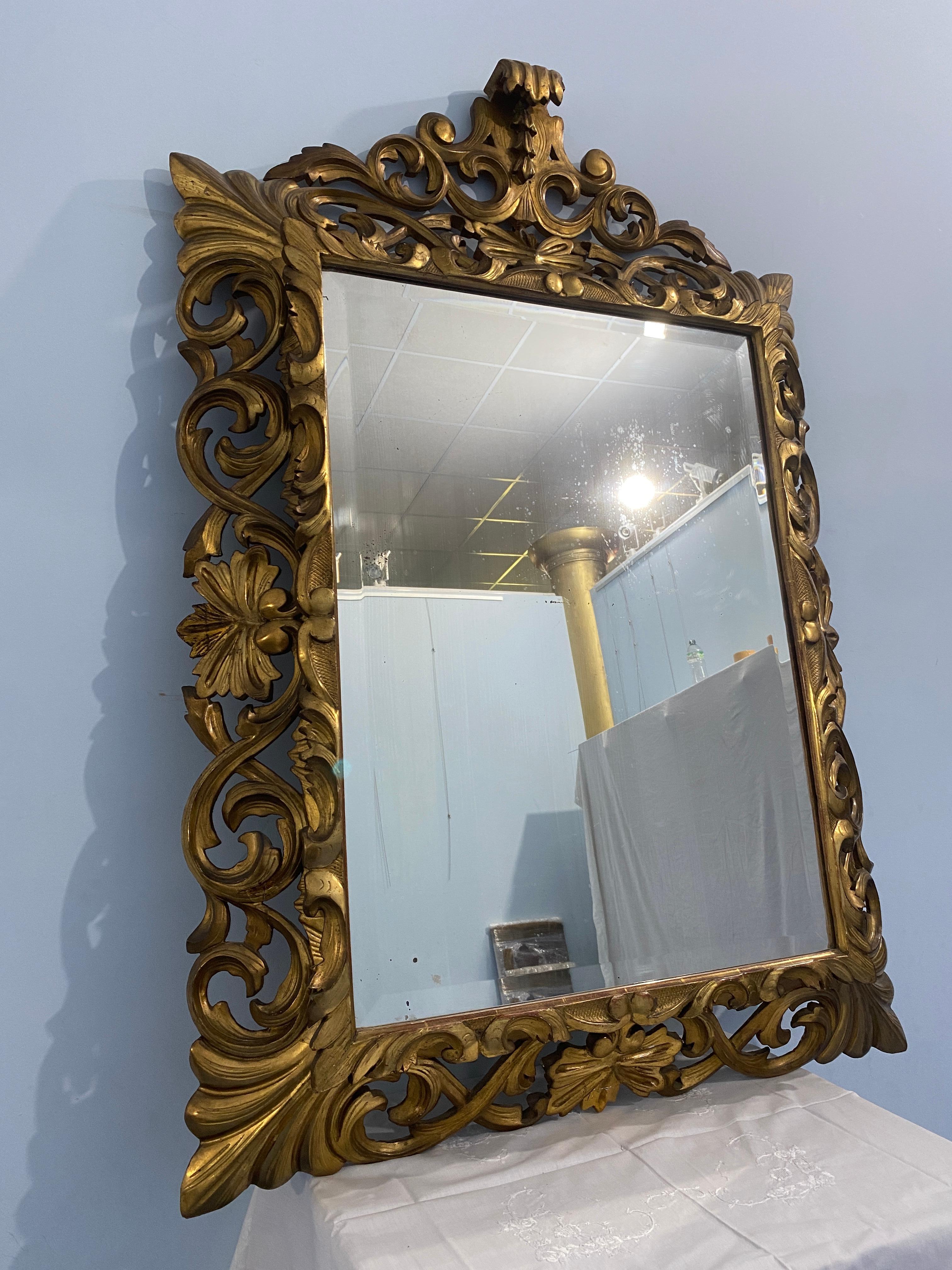 Antica specchiera francese dorata a foglia d'oro epoca Luigi Filippo, 1850 For Sale 5