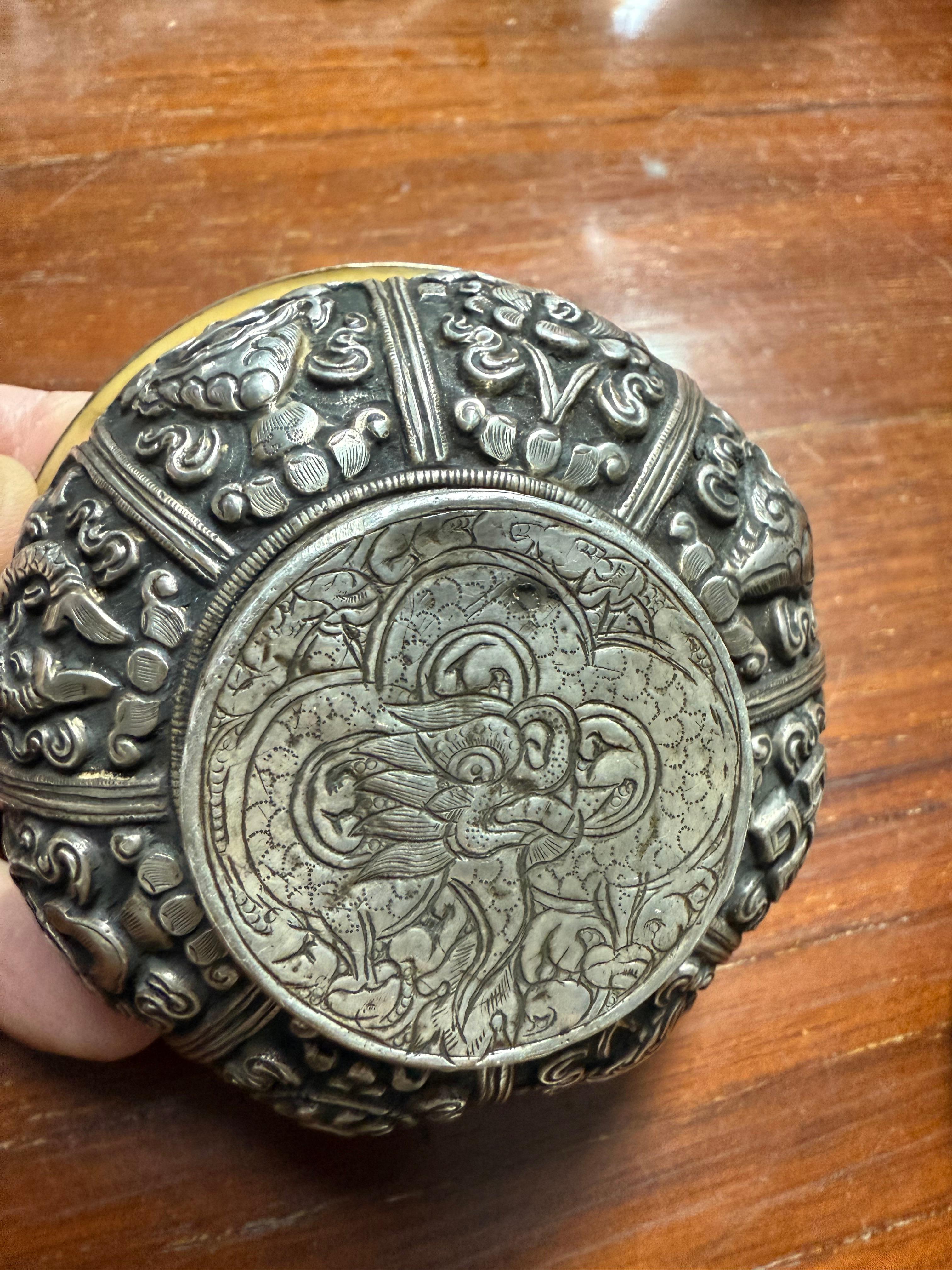 Late 19th Century Antique Tibet Po Cha Mug Silver Finely Engraved Jade White Coral For Sale