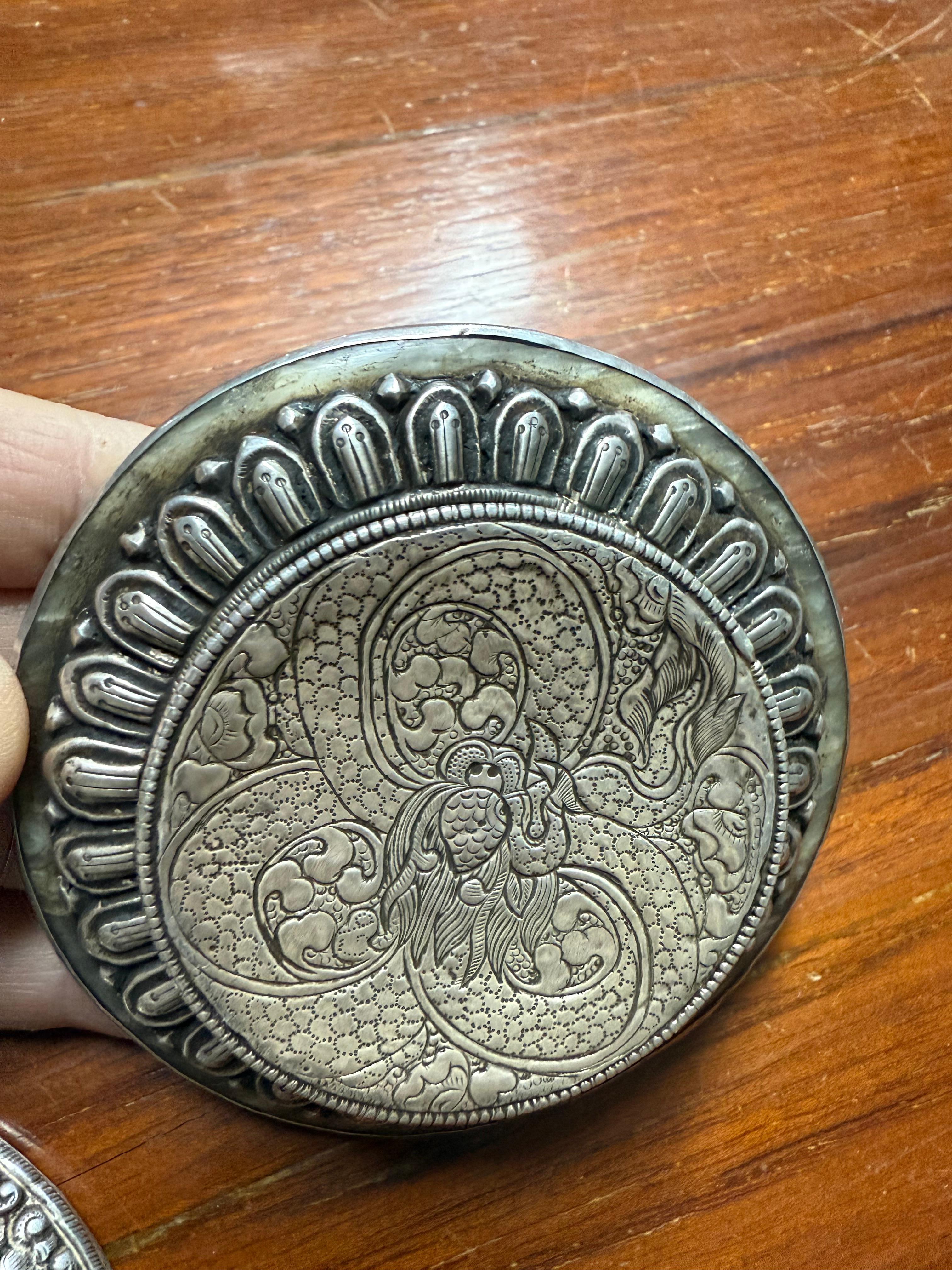 Antique Tibet Po Cha Mug Silver Finely Engraved Jade White Coral For Sale 2