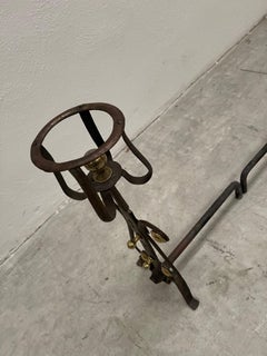 Antichi Alari Per camino French in ferro battuto 1890