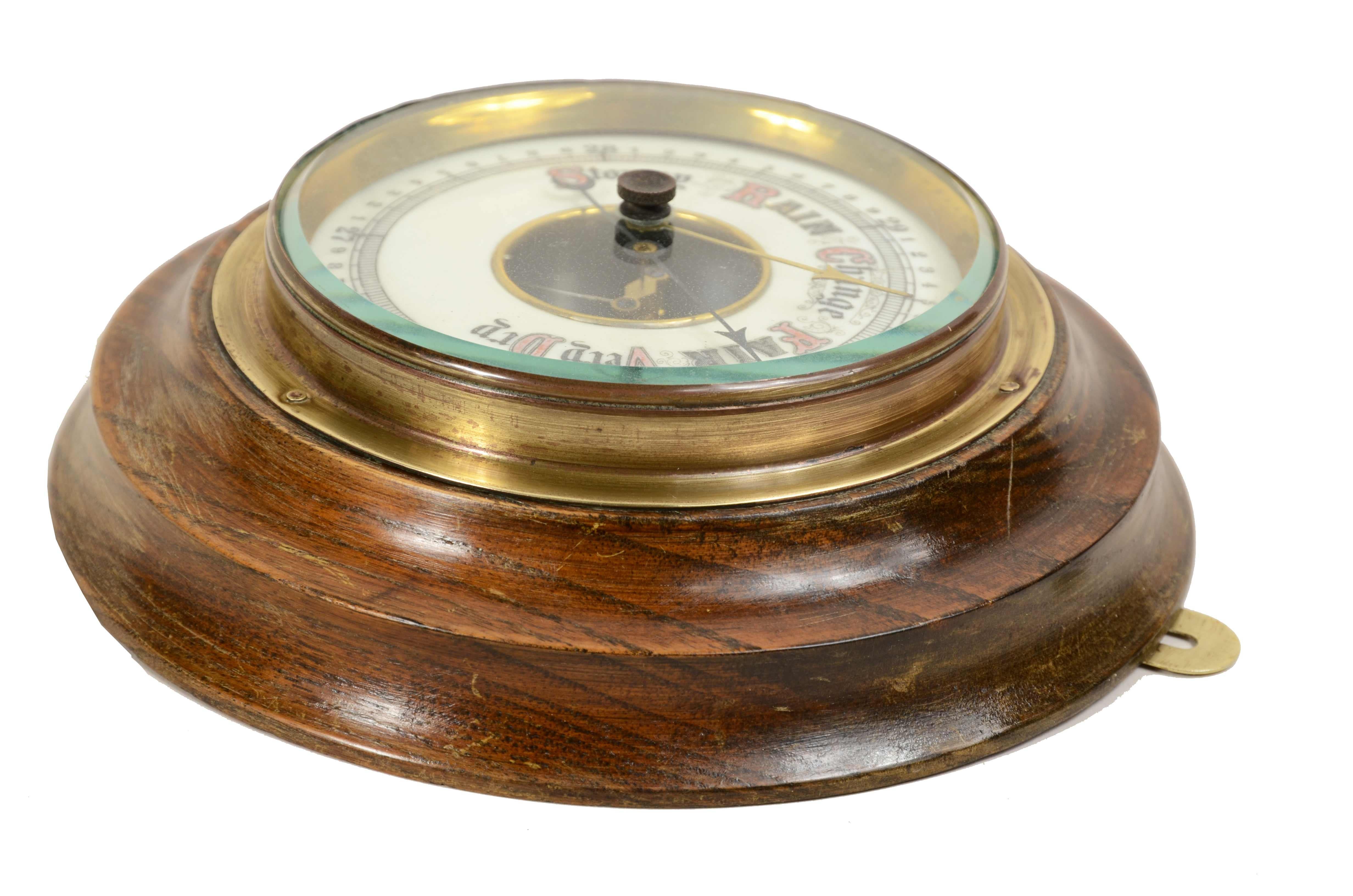 Antique English aneroid barometer from the 1930s made of turned wood and brass   For Sale 1