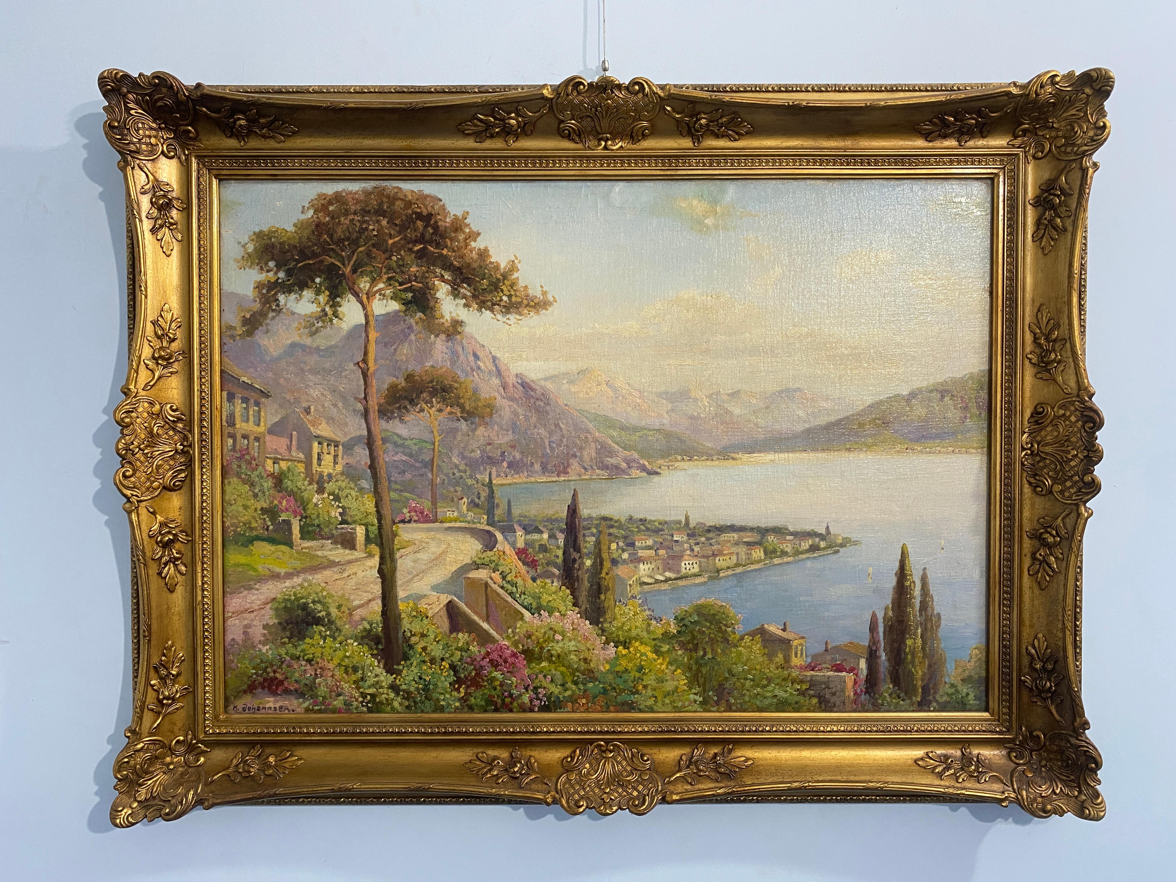 This splendid painting depicts in detail a bright view of a mountain lake,note the fine definition of details and the valuable perspective depth that give the work a feeling of pleasant serenity.
Original frame of the period, overall good condition