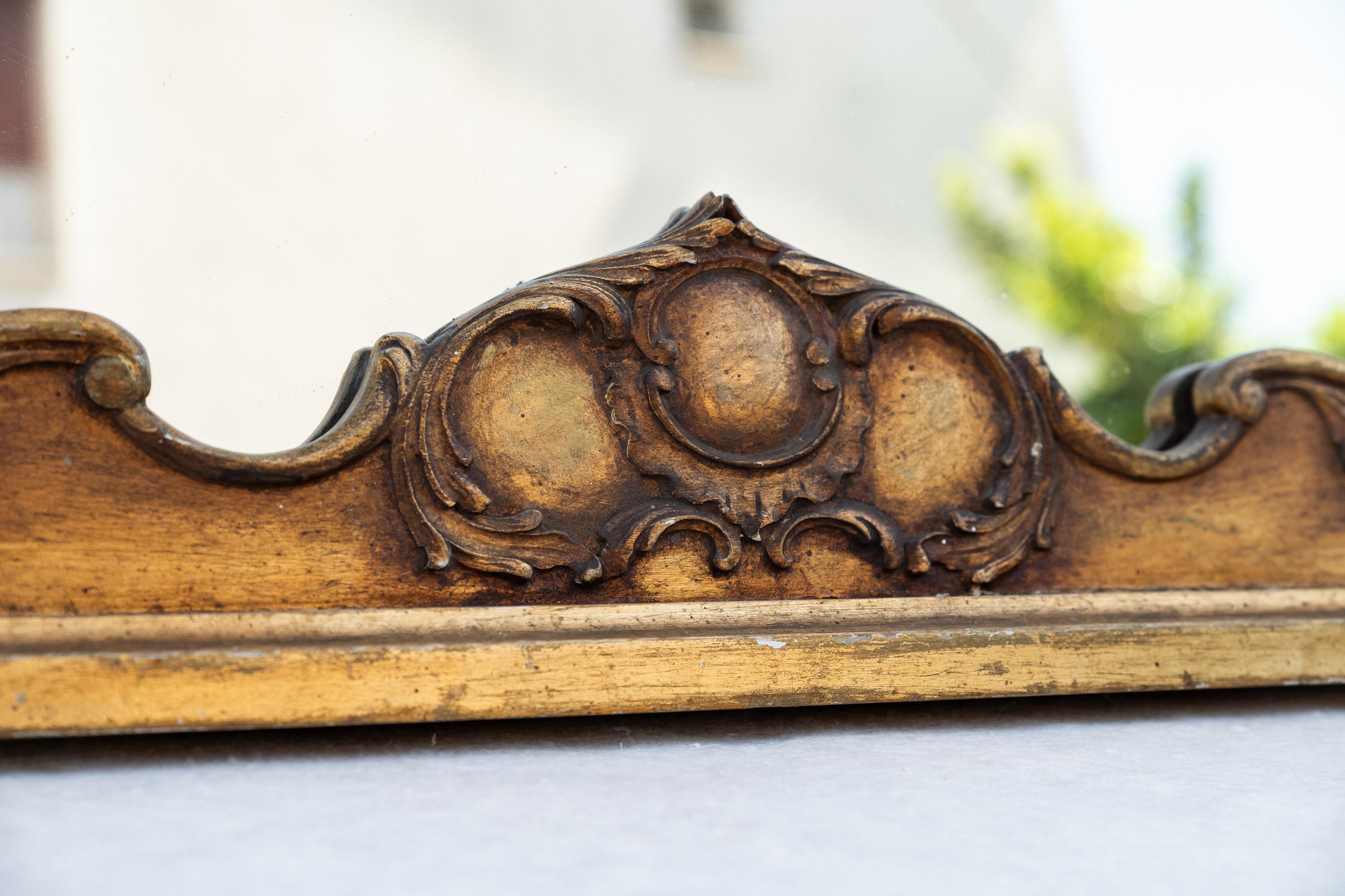 Miroir ancien sculpté et doré, 1900 Bon état - En vente à Bastia Umbra, IT