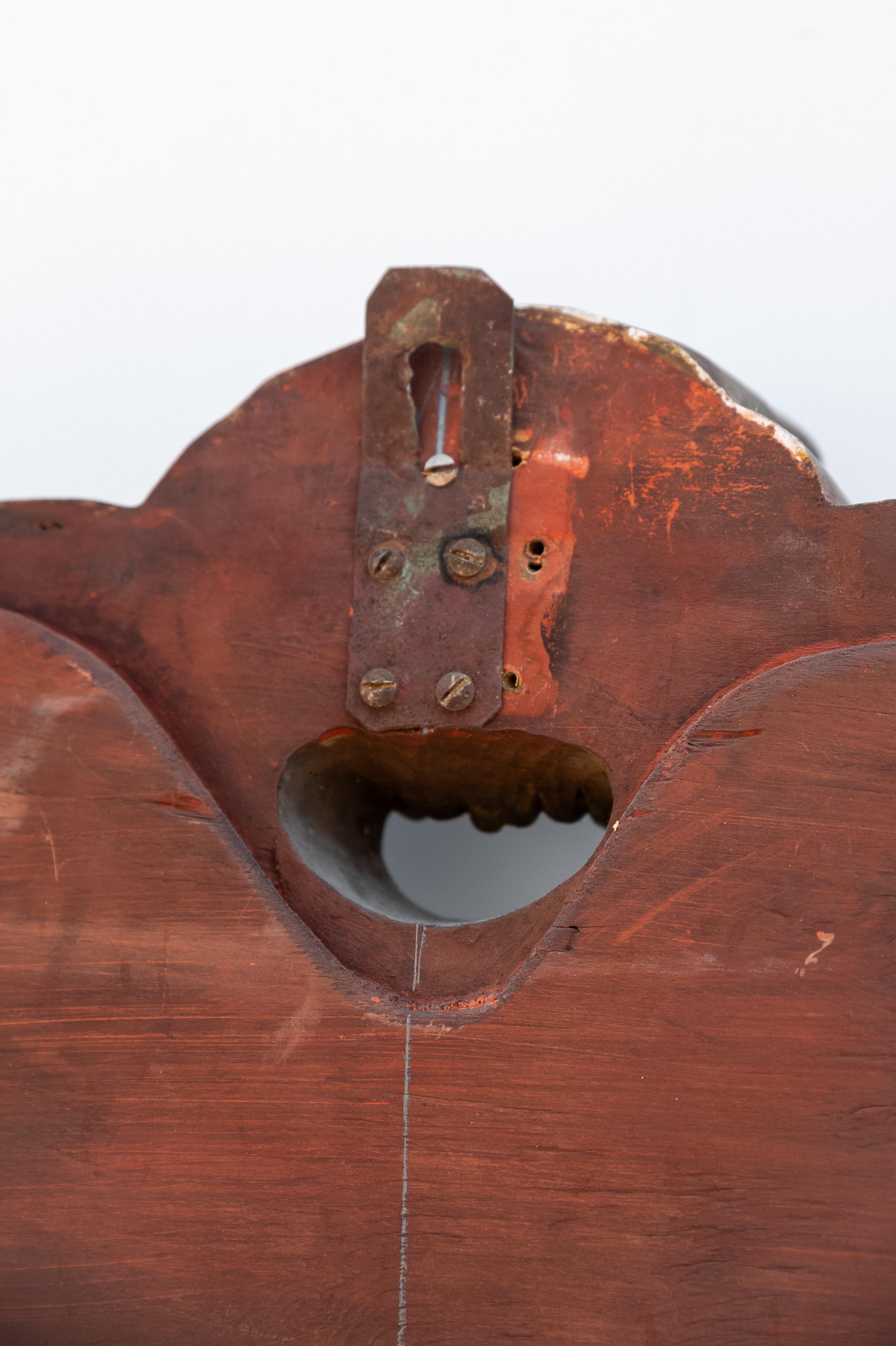 Miroir ancien sculpté et doré, 1900 en vente 1