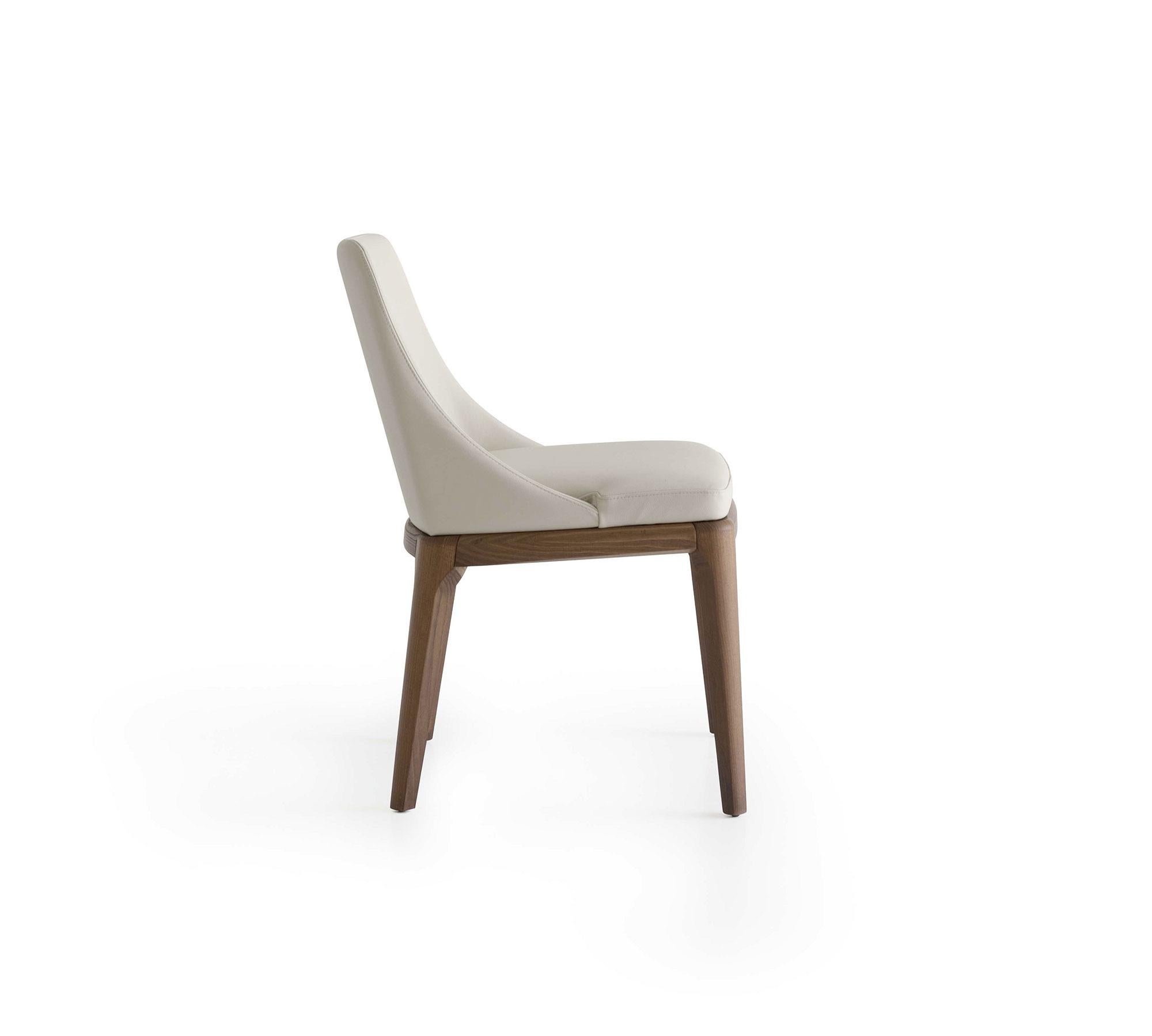 Postmoderno Sedia Antigona Oyster in pelle e noce di Morica Design in vendita