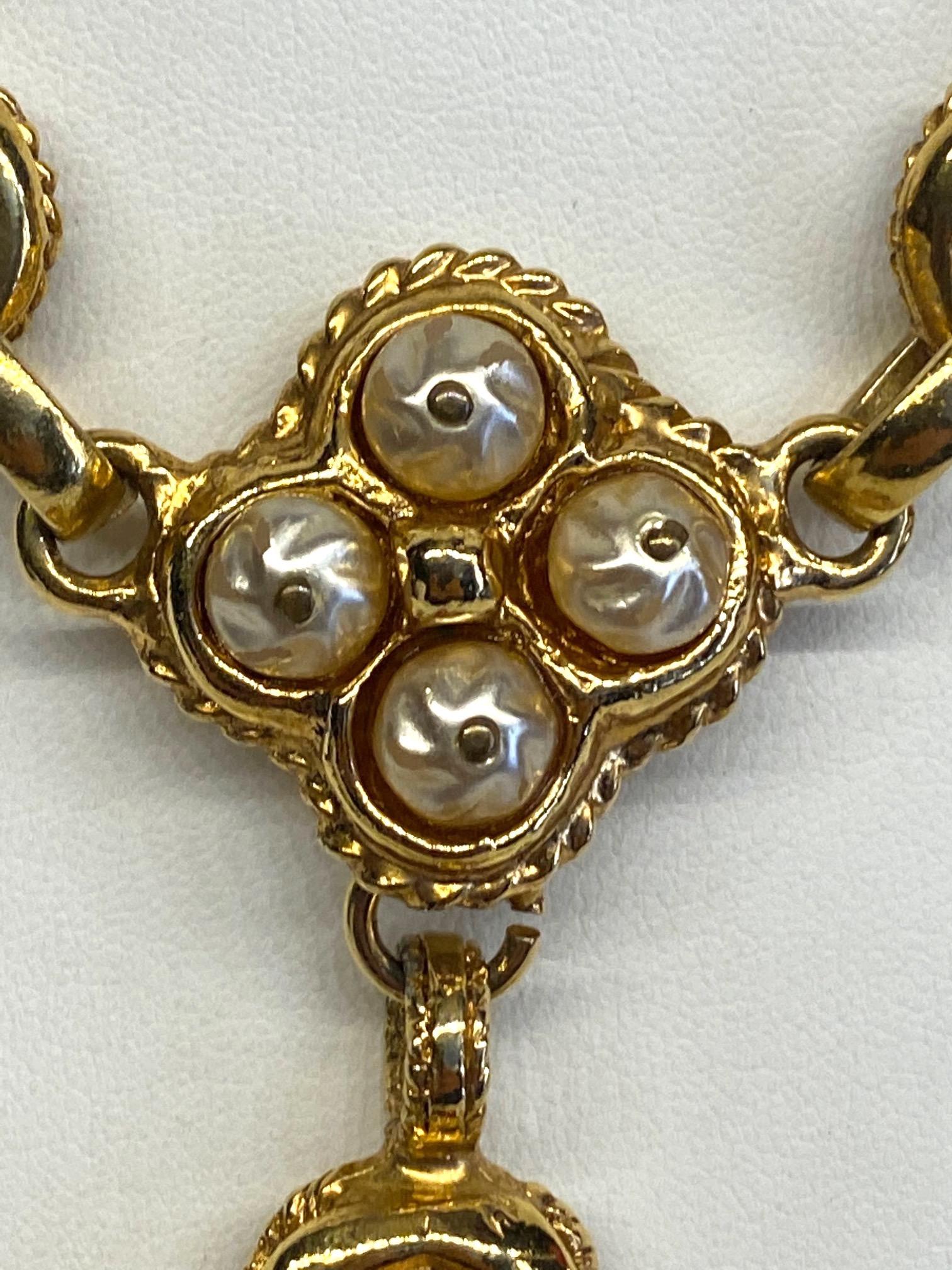 Antigona Paris 1980s Gold Link with Amber Cabochon Pendant Necklace 12
