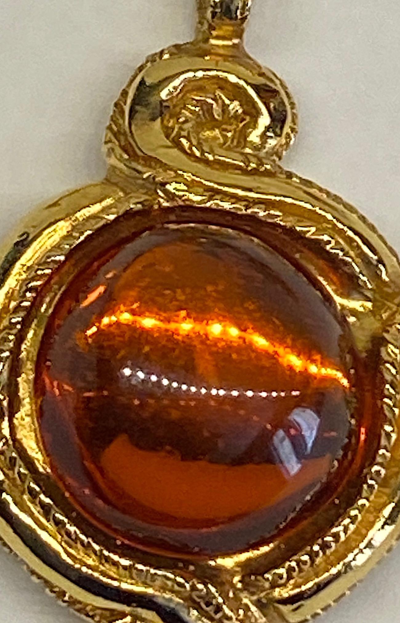 Antigona Paris 1980s Gold Link with Amber Cabochon Pendant Necklace 2