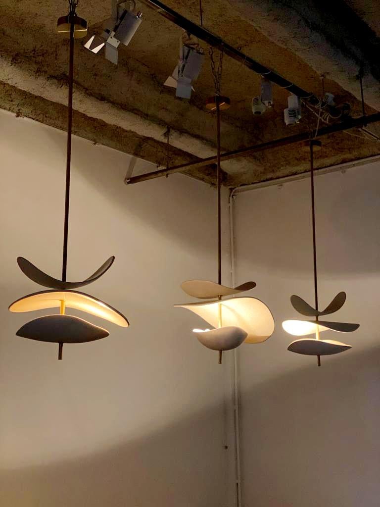 Postmoderne Lampe à suspension Antigone XL par Elsa Foulon en vente