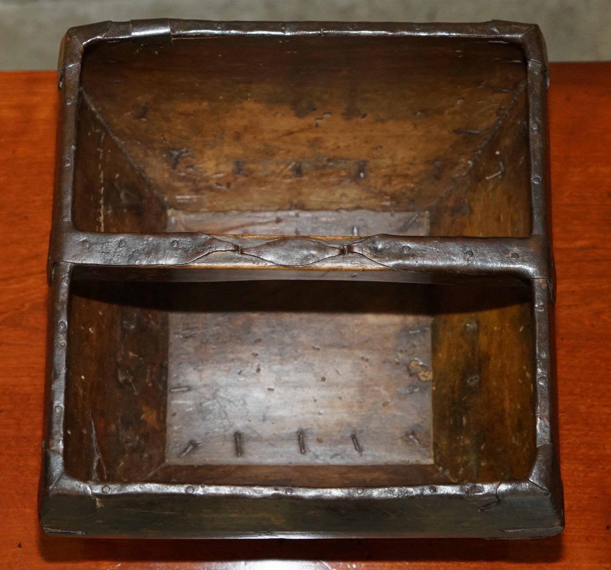 ANTIiQUE DECORATIVE HAND HAMMERED CHINESE RICE MEASURE MASKET GREAT FRUIT BOWL! For Sale 2