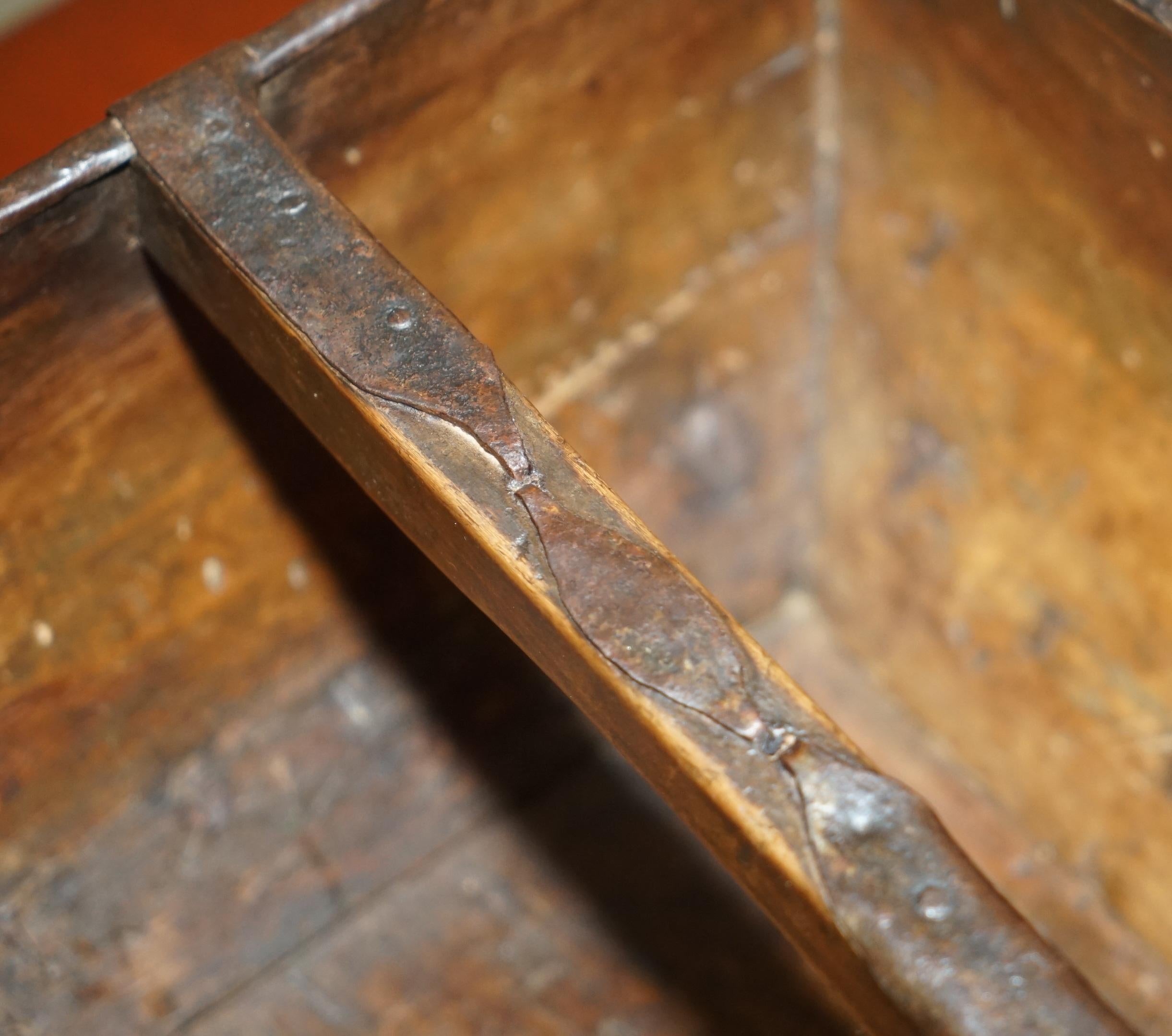 ANTIiQUE DECORATIVE HAND HAMMERED CHINESE RICE MEASURE MASKET GREAT FRUIT BOWL! For Sale 3