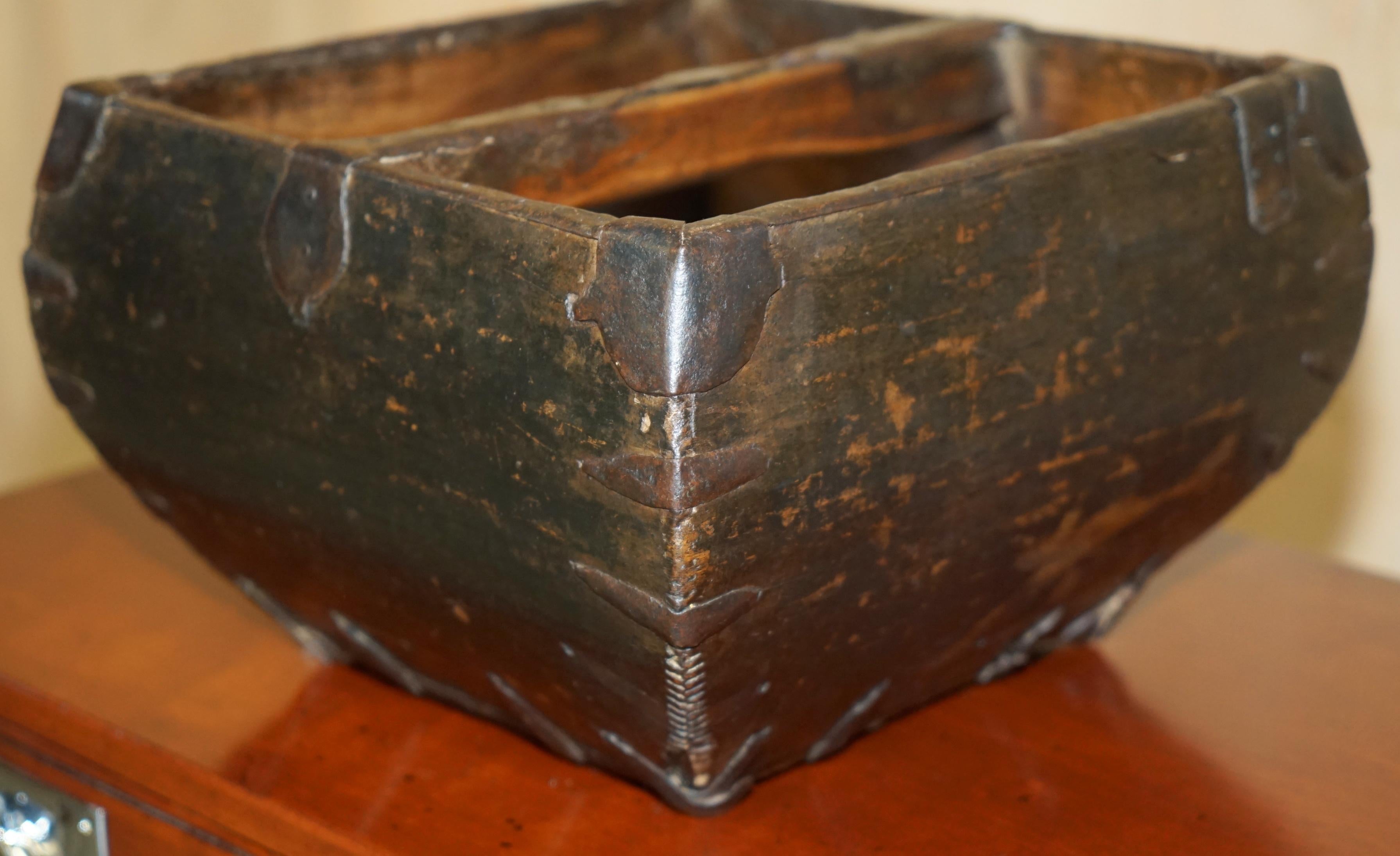 Chinese Export ANTIiQUE DECORATIVE HAND HAMMERED CHINESE RICE MEASURE MASKET GREAT FRUIT BOWL! For Sale