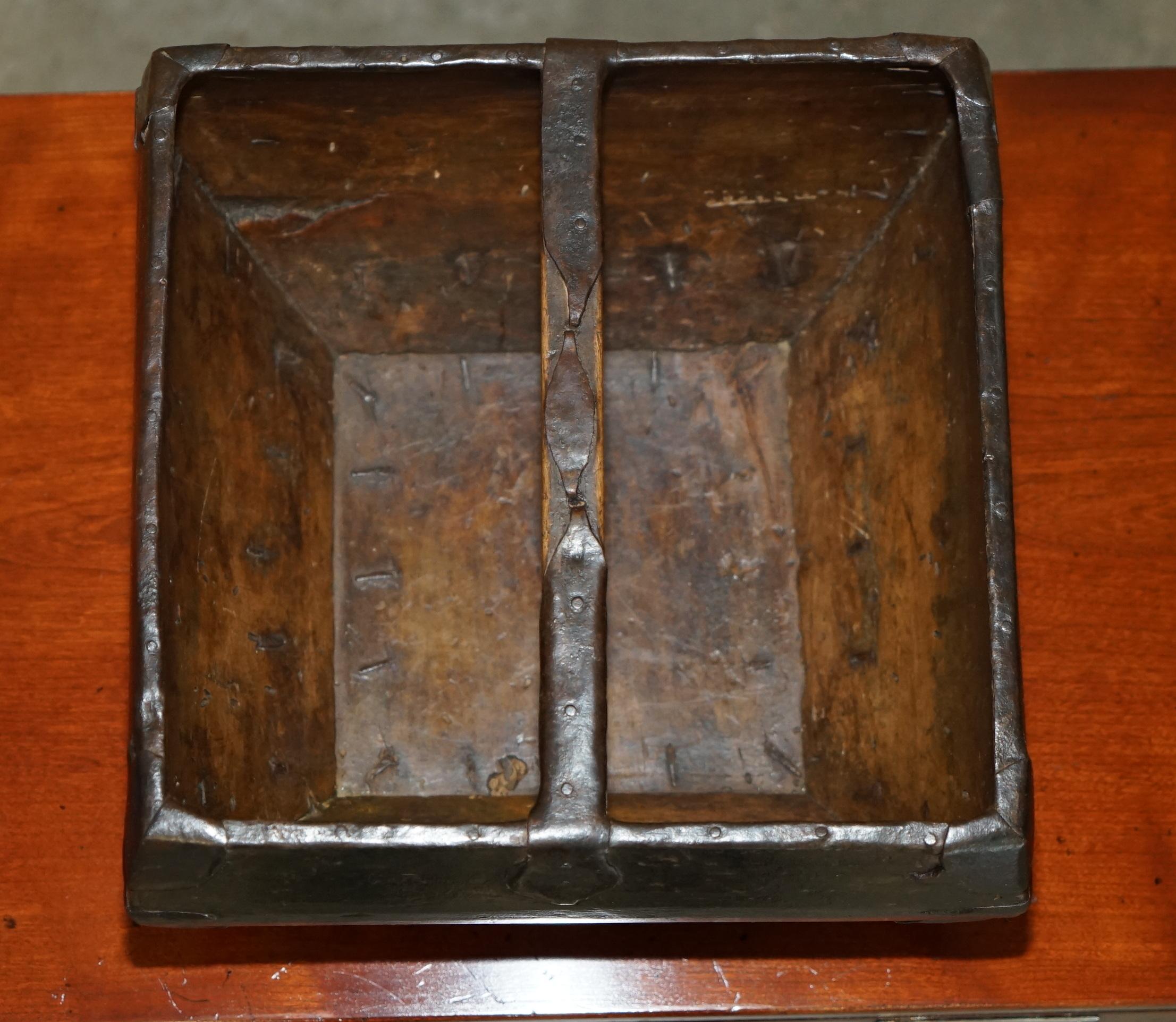 Chinese ANTIiQUE DECORATIVE HAND HAMMERED CHINESE RICE MEASURE MASKET GREAT FRUIT BOWL! For Sale