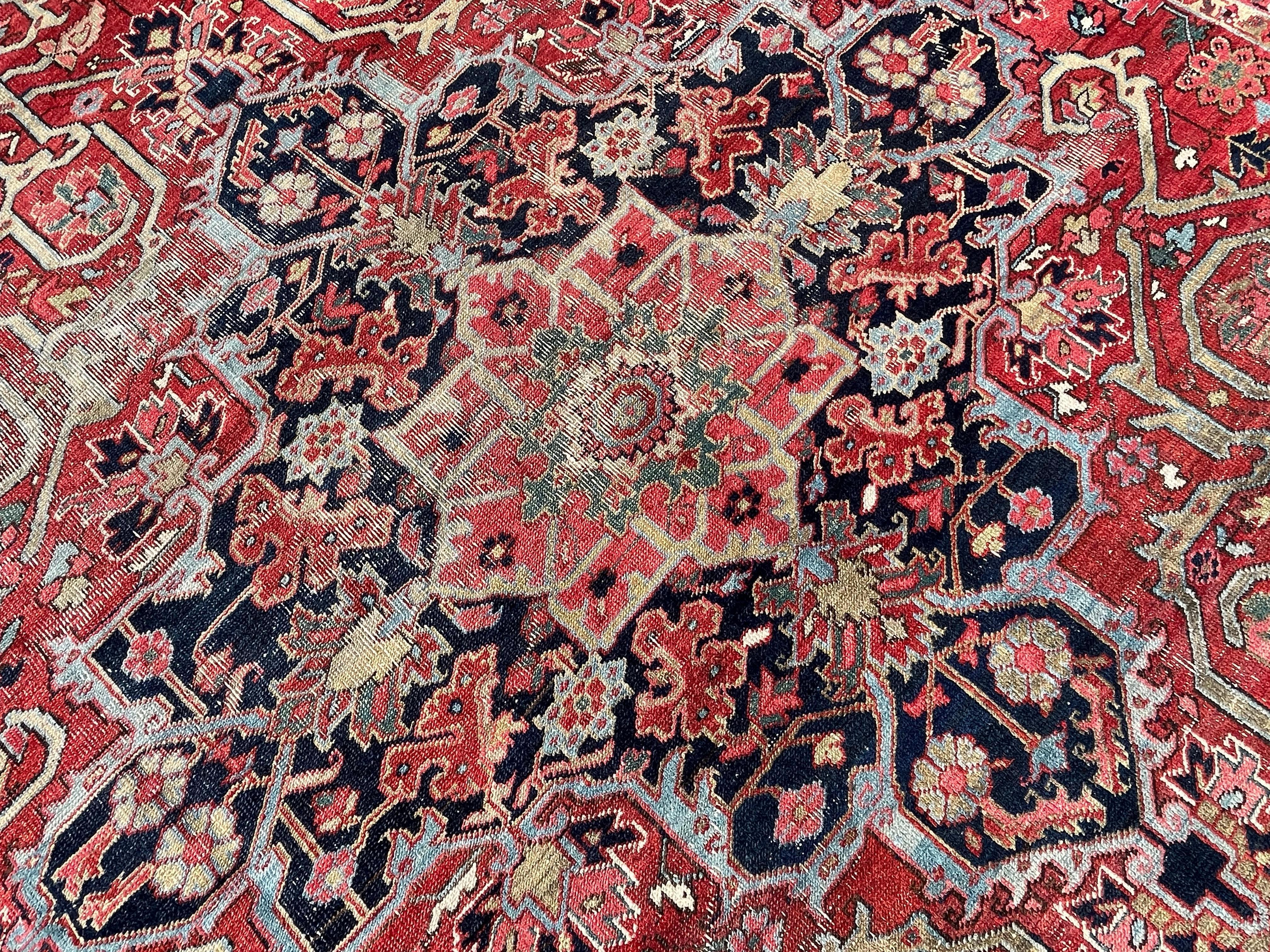 Antik Heriz Carpet Circa 1900/1910 For Sale 6