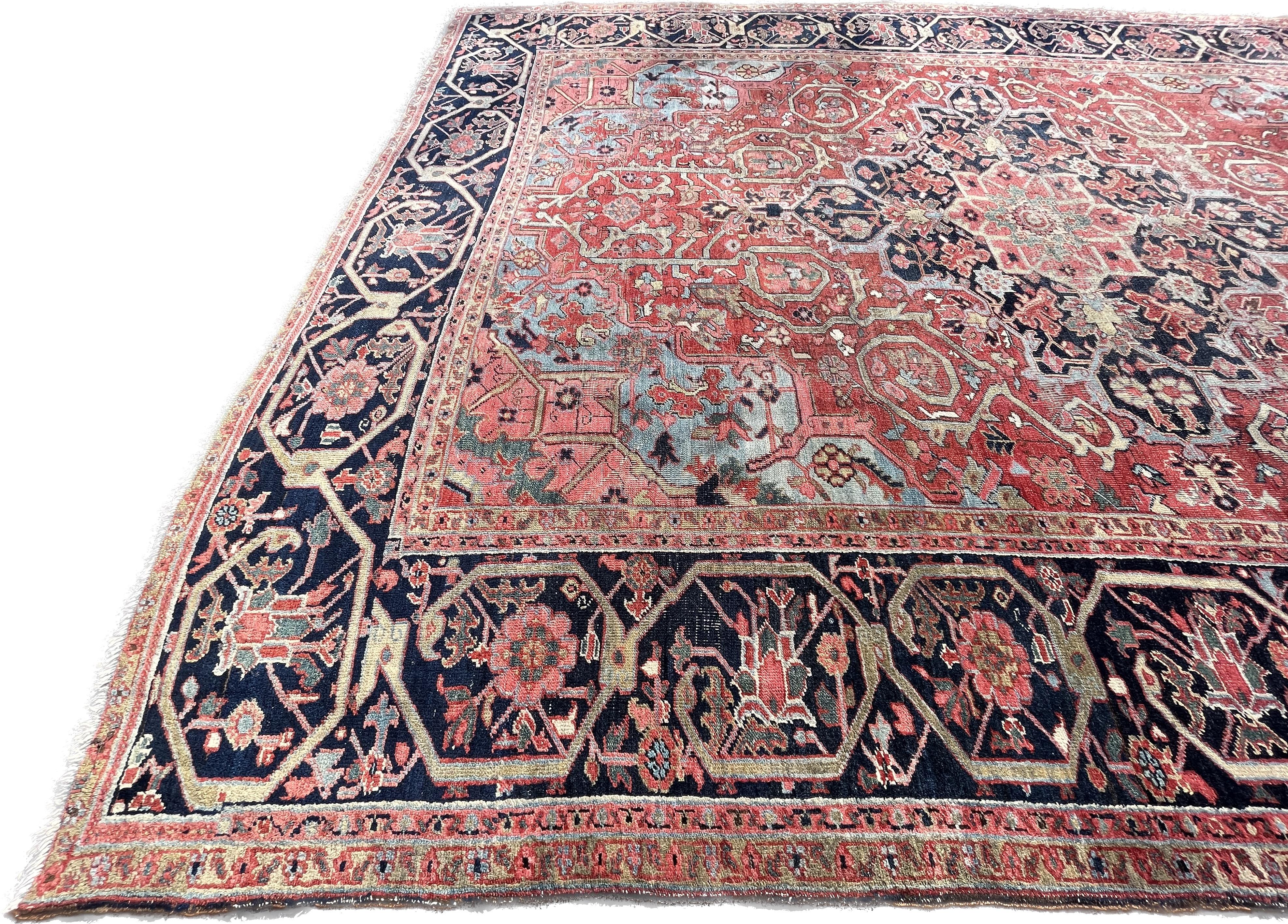 Heriz Serapi Antik Heriz Carpet Circa 1900/1910 For Sale