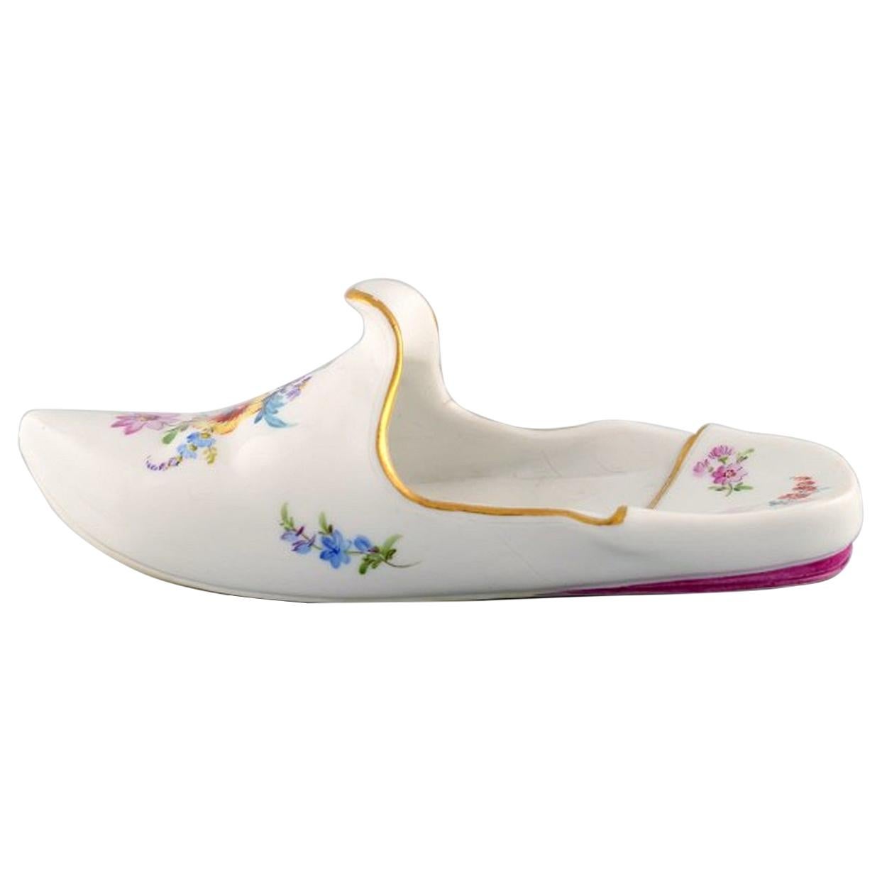 Antik Meissen Slipper in Hand Painted Porcelain with Floral Motifs, 19th Century