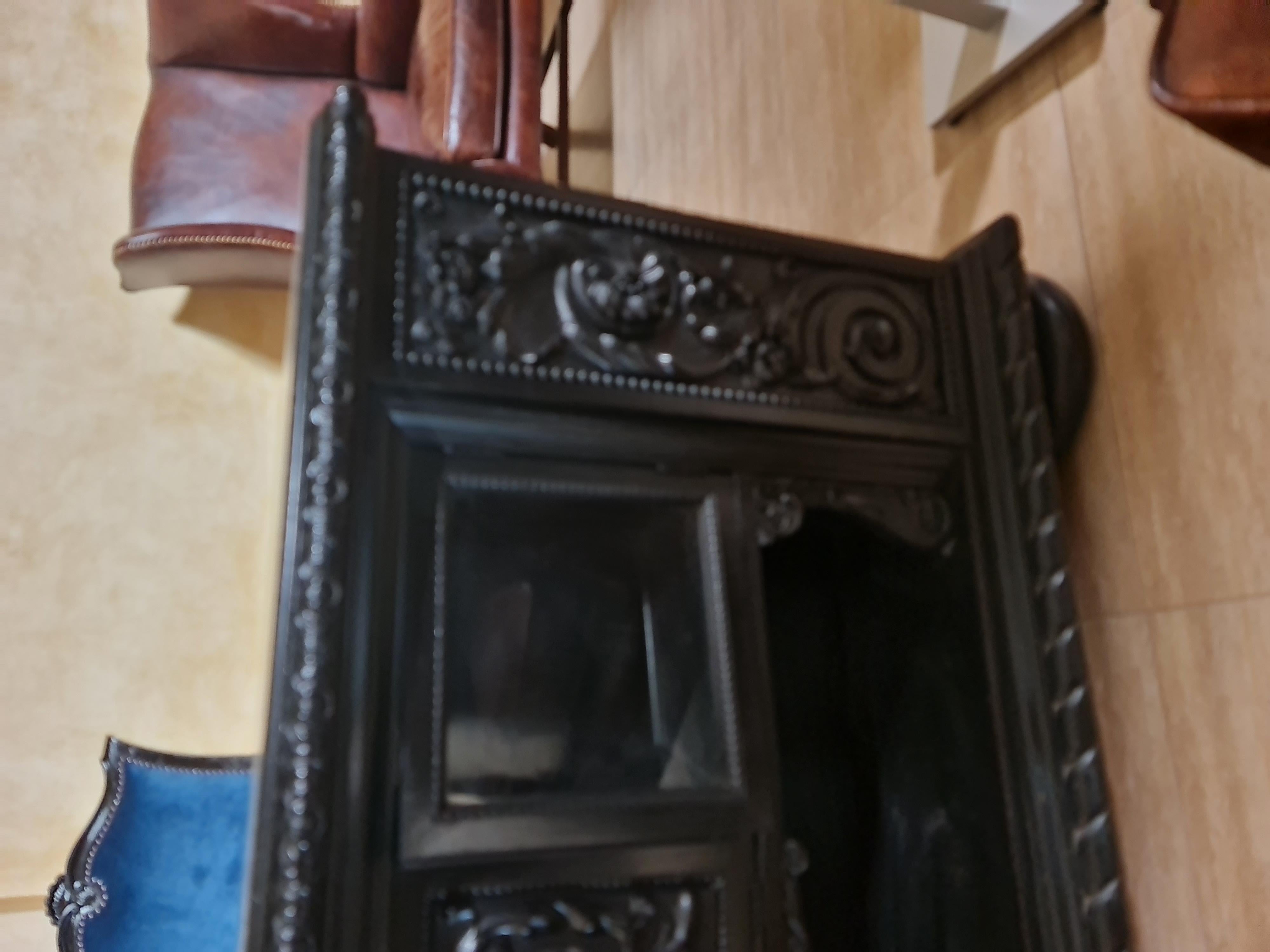 Carved Antik Reneszánsz íróasztal , 20 század For Sale