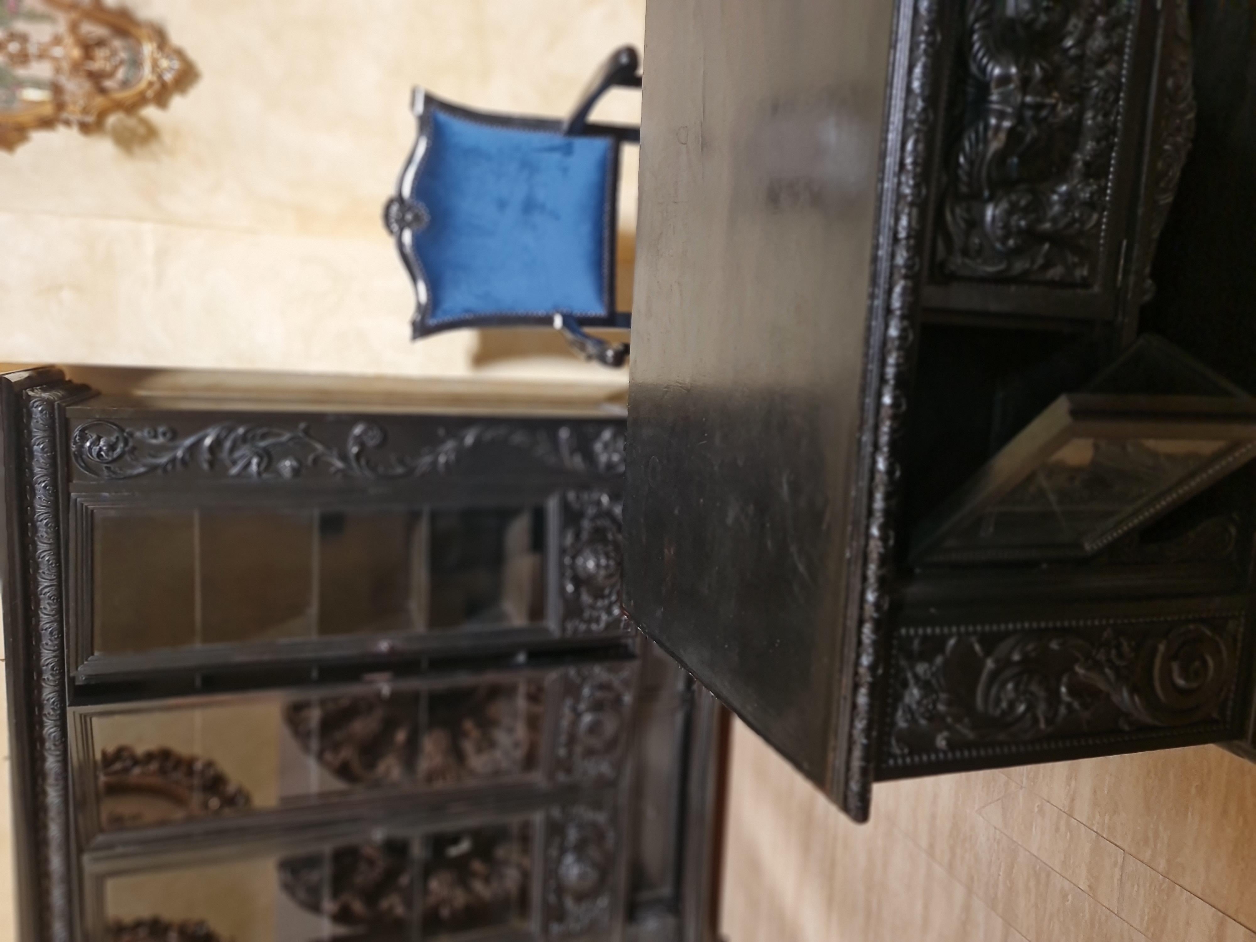 Antik Reneszánsz íróasztal , 20 század im Angebot 1