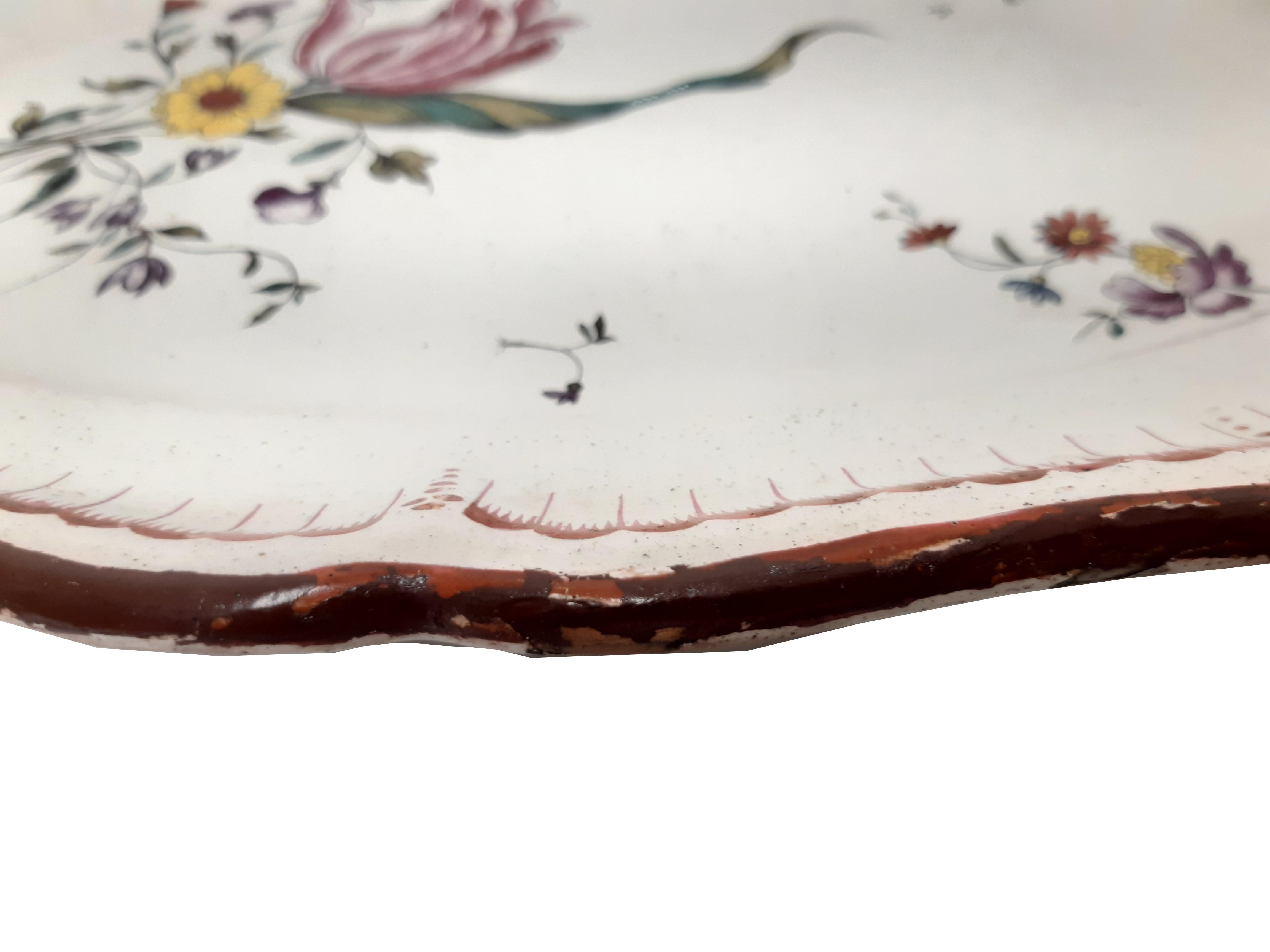 Fin du XIXe siècle Ancienne Fayence-Servierplatte Frankreich mit Blumenmalerei en vente