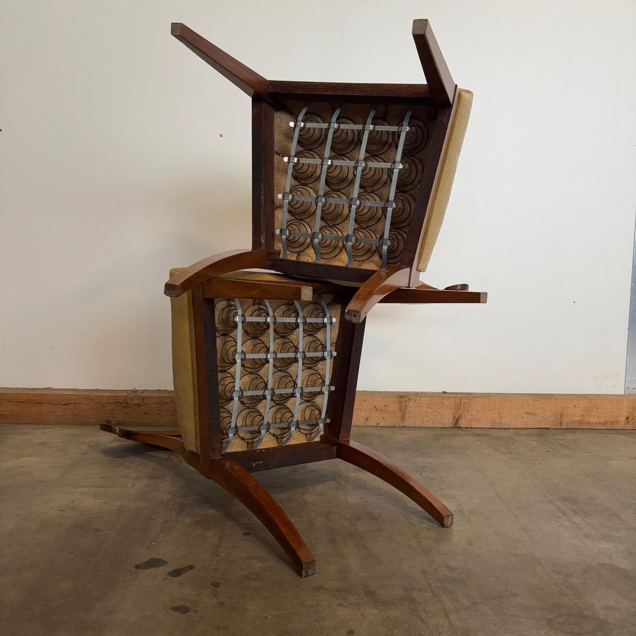 Antike Schaufelstühle Biedermeier um 1820 Wallnussholz 4 Stück im Angebot 13