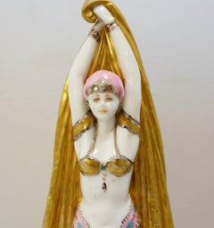 statue en porcelaine art déco Antinea